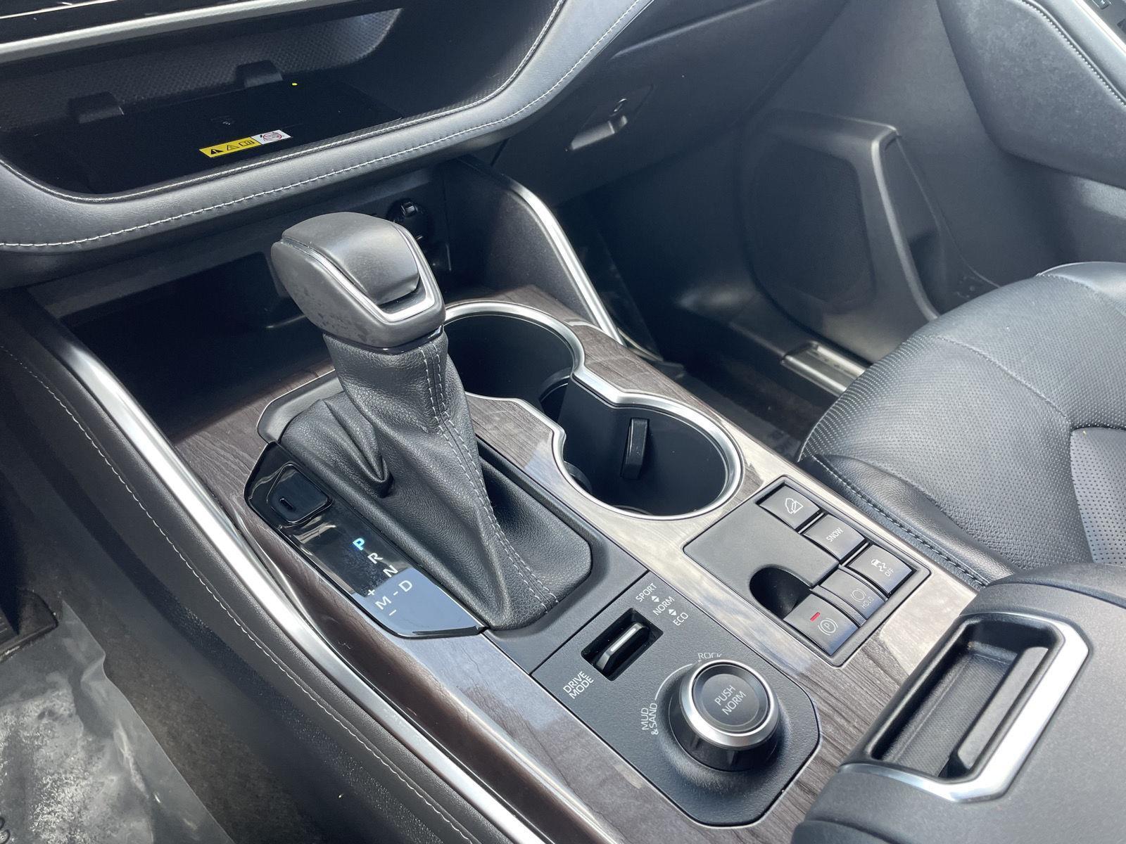 Pre-Owned 2023 Toyota Highlander for sale in Lincoln NE