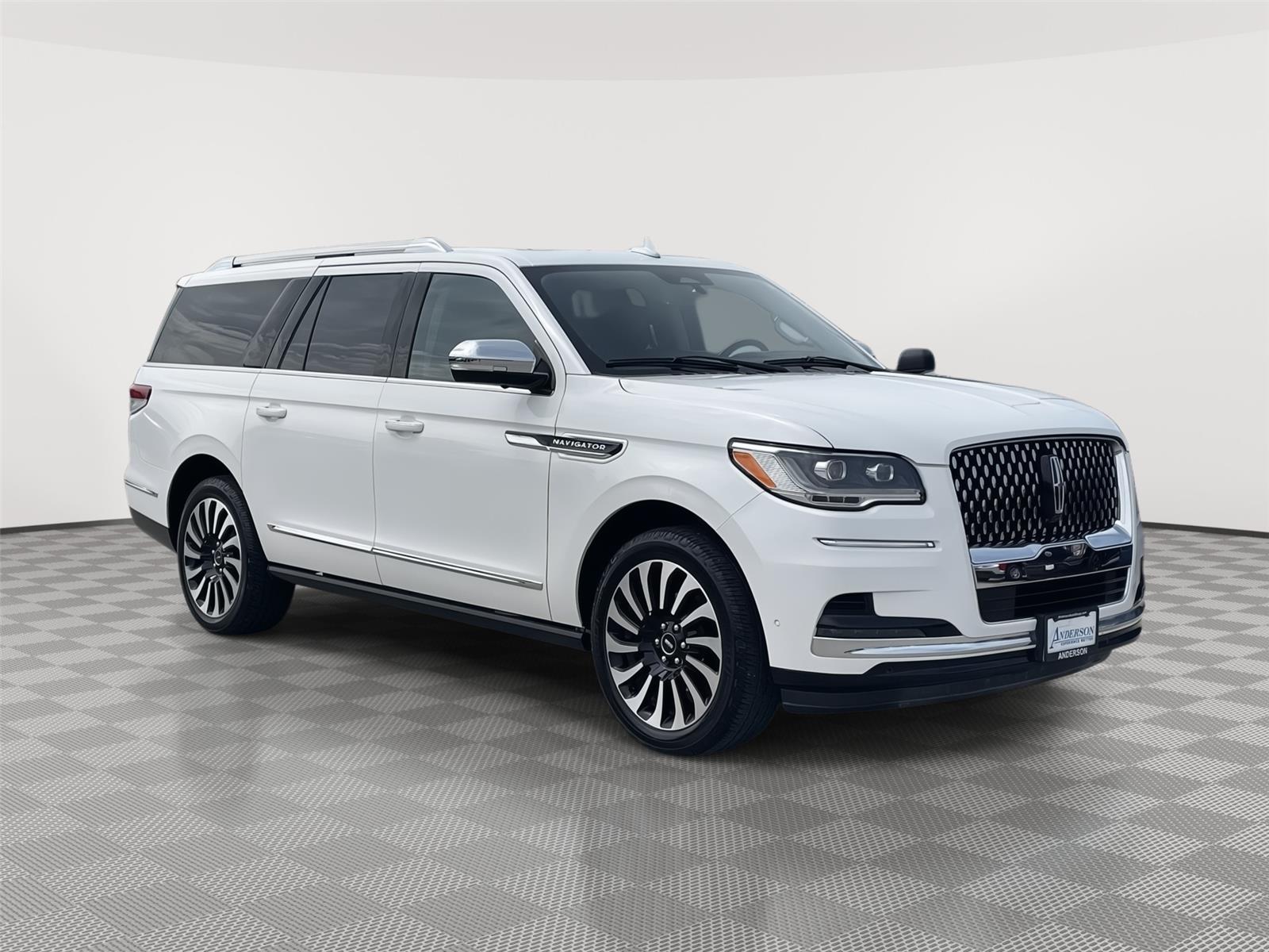2022 Lincoln Navigator Black Label photo 4