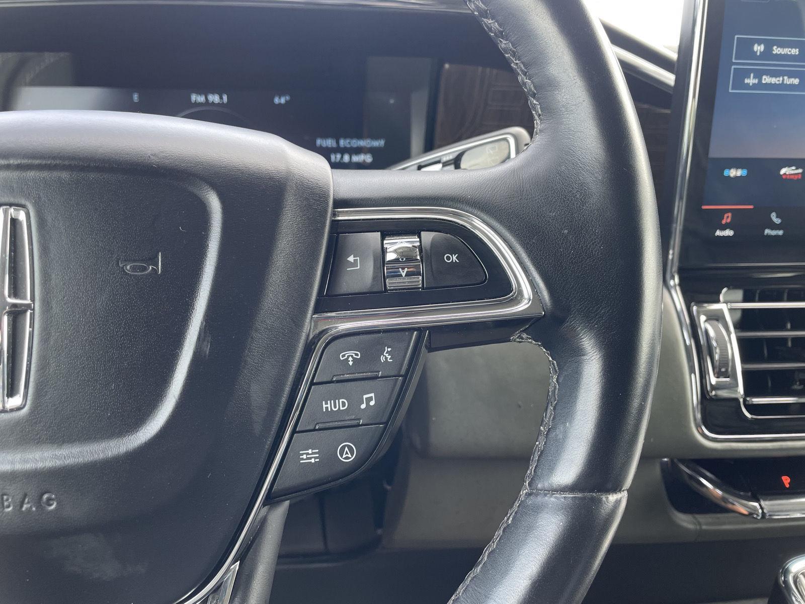 2022 Lincoln Navigator Black Label photo 13