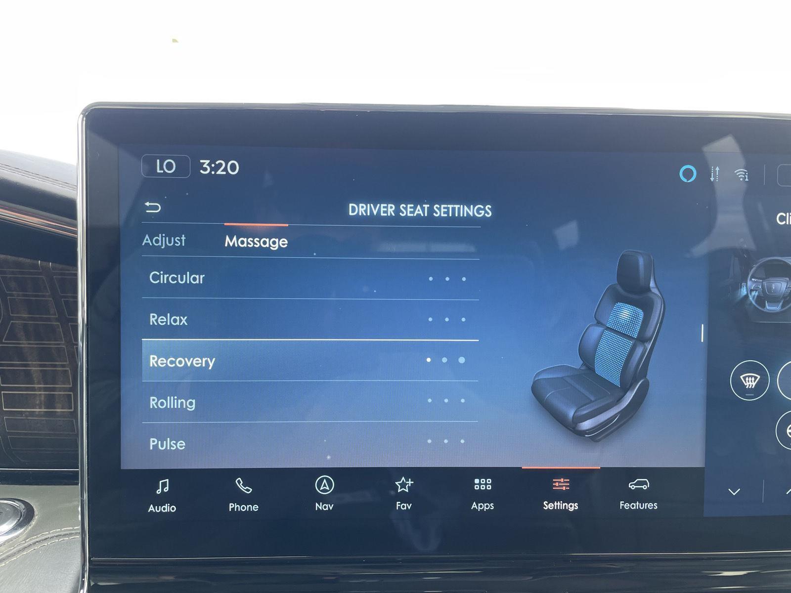 2022 Lincoln Navigator Black Label photo 32