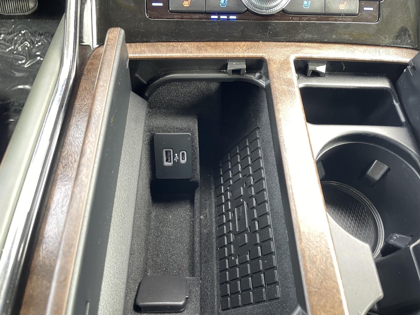 2022 Lincoln Navigator Black Label photo 33