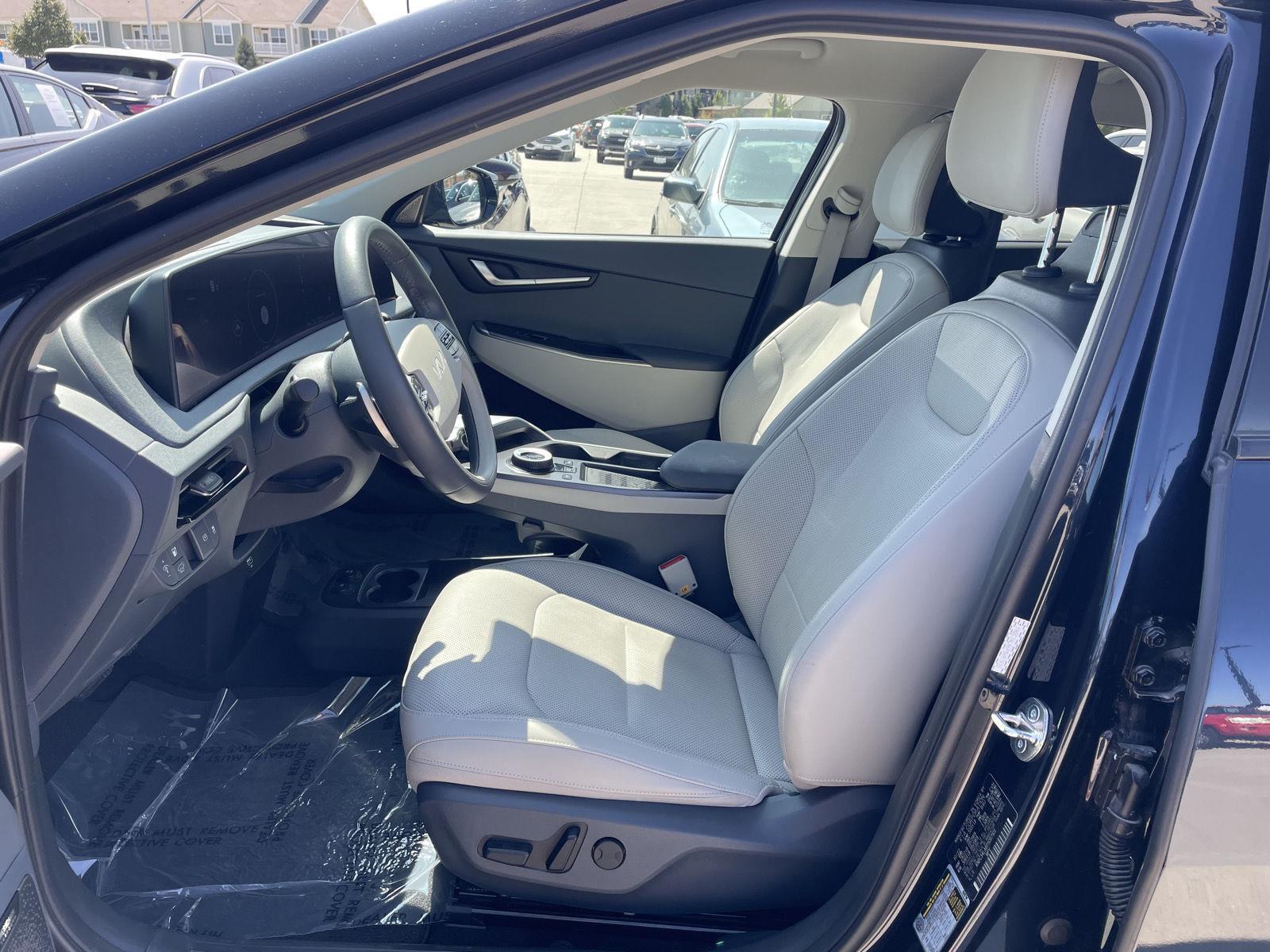2023 Kia EV6 Wind photo 16