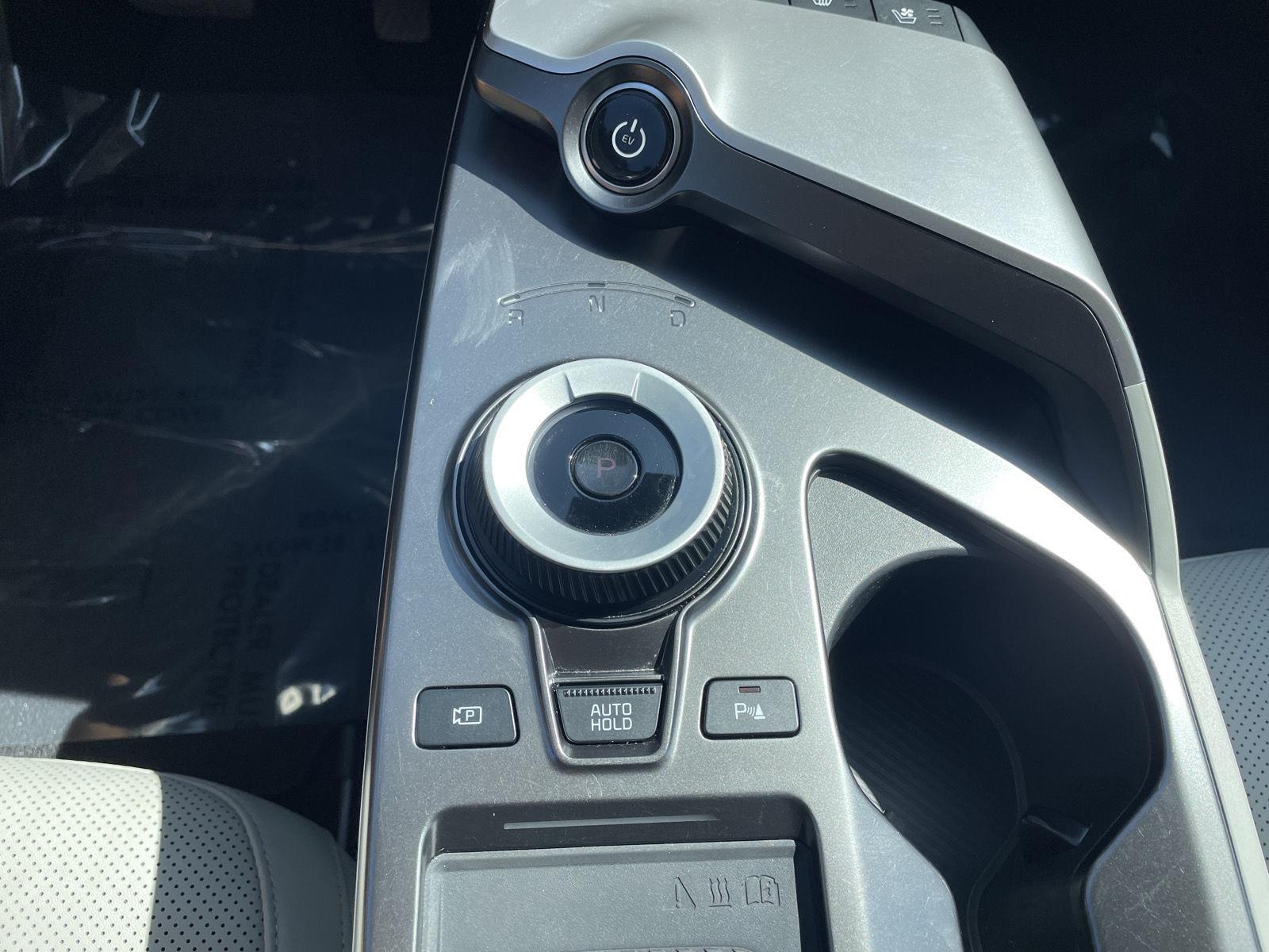 2023 Kia EV6 Wind photo 26