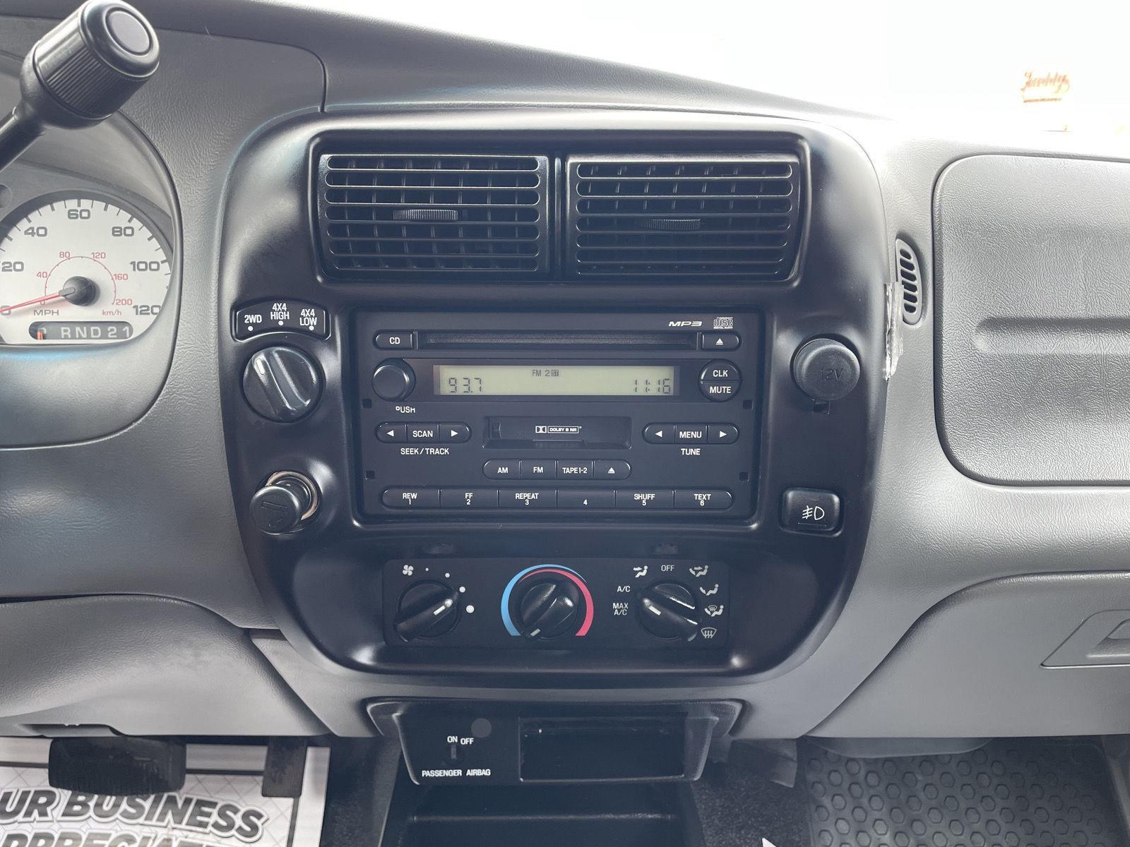 2005 Ford Ranger XLT photo 21