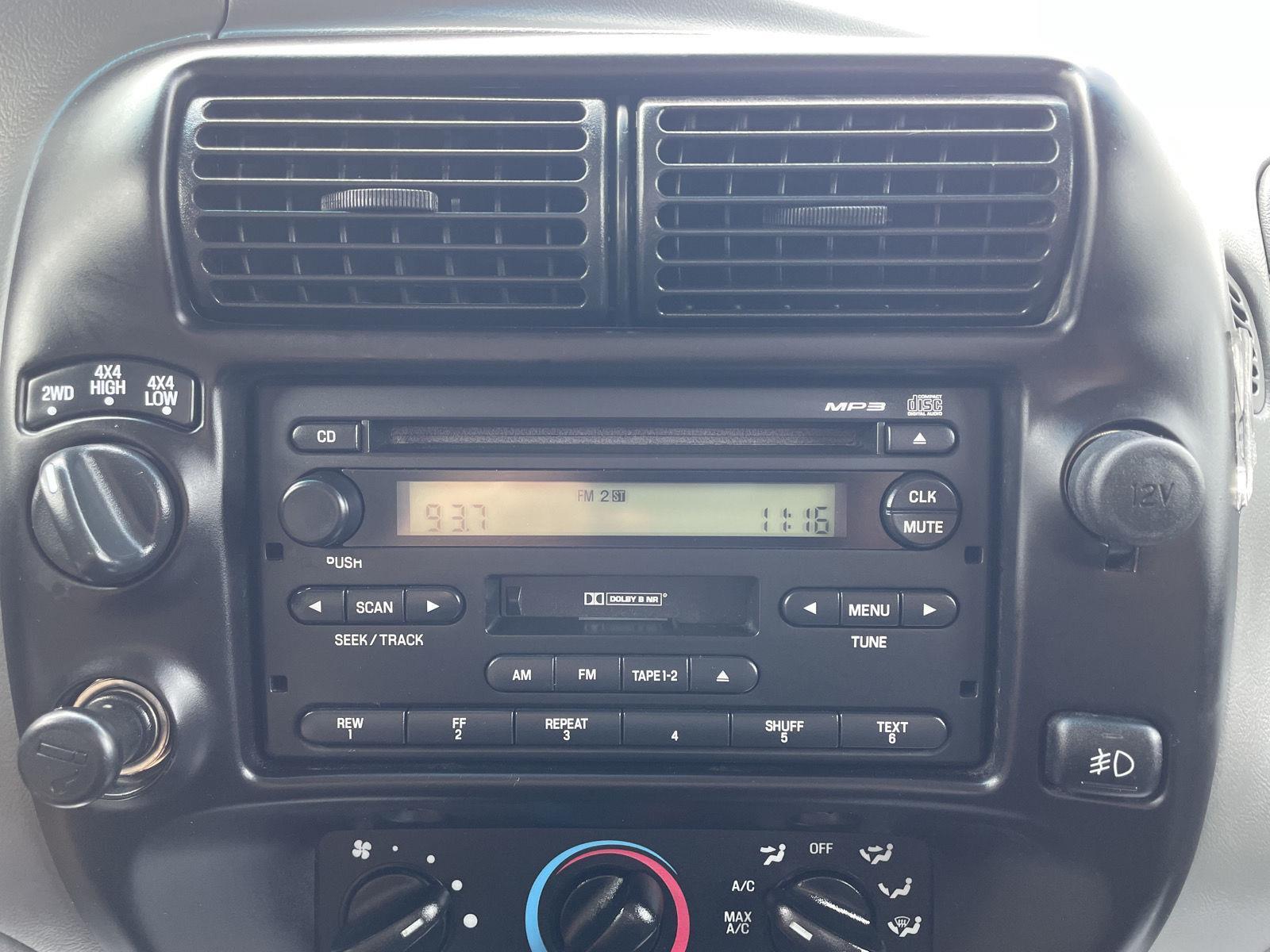 2005 Ford Ranger XLT photo 22