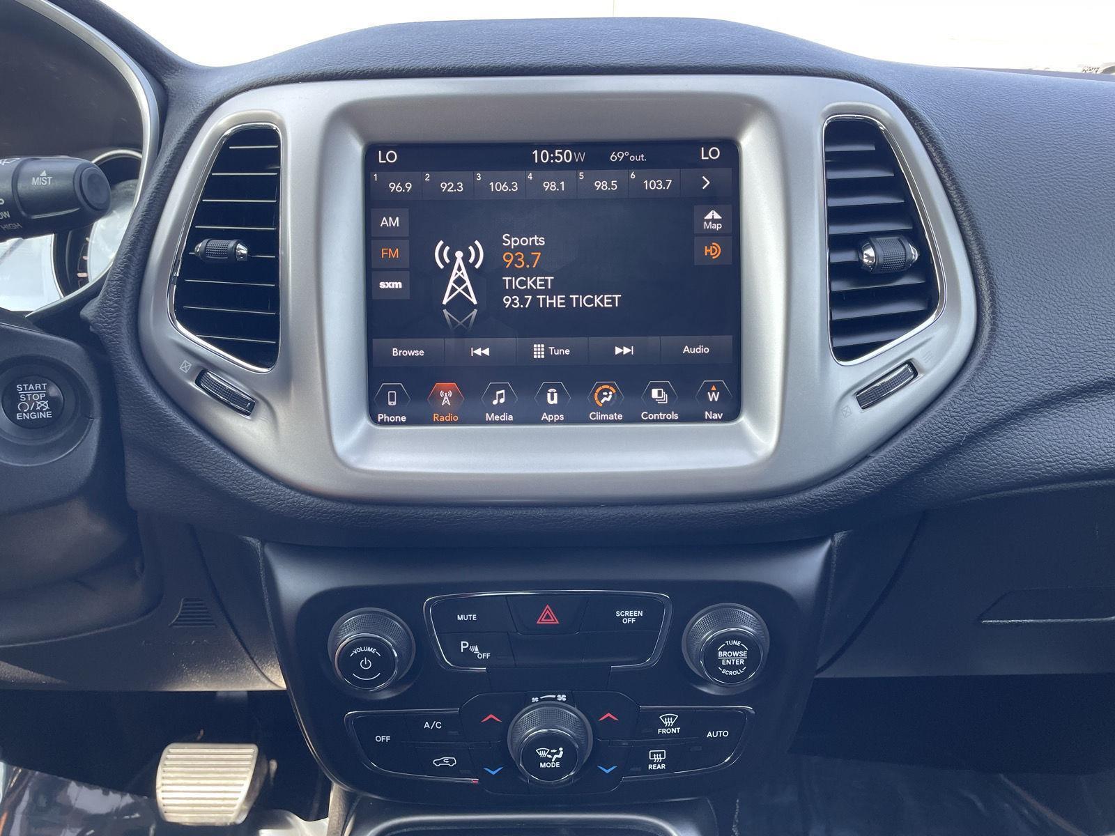 Used 2018 Jeep Compass for sale in Lincoln NE