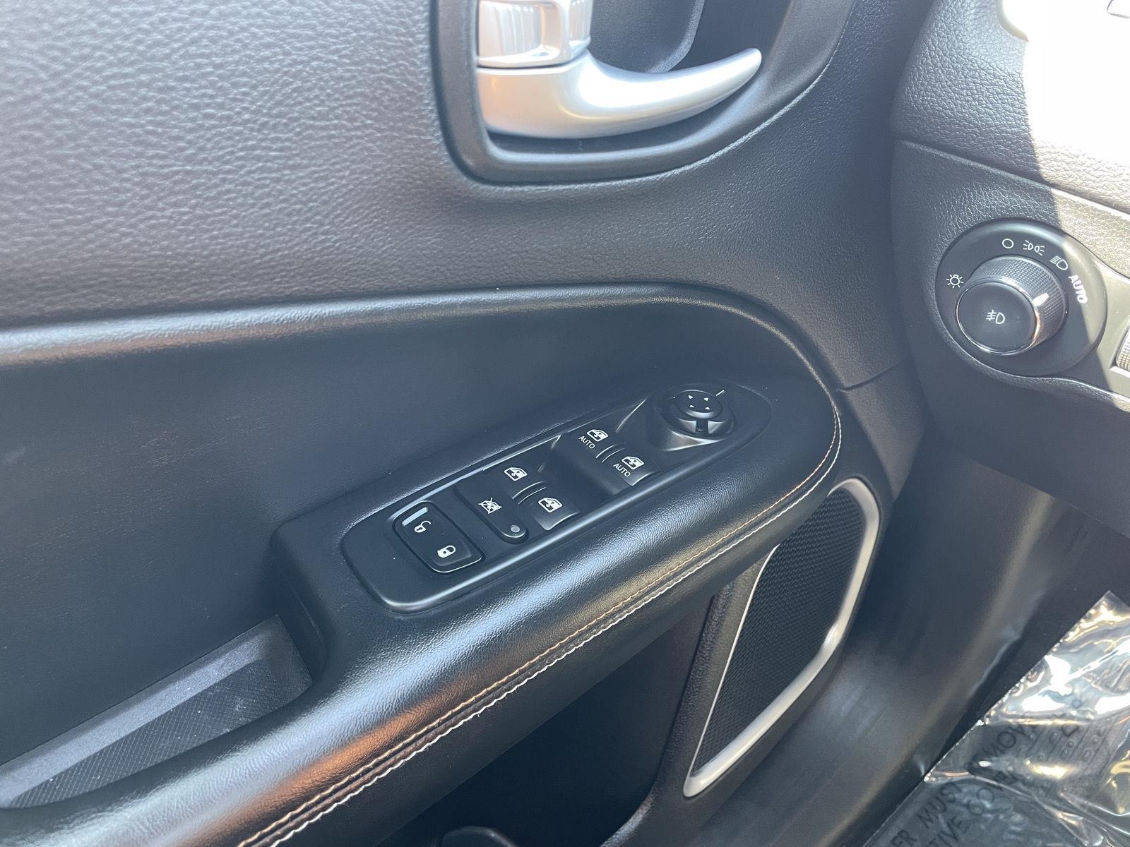 Used 2018 Jeep Compass for sale in Lincoln NE