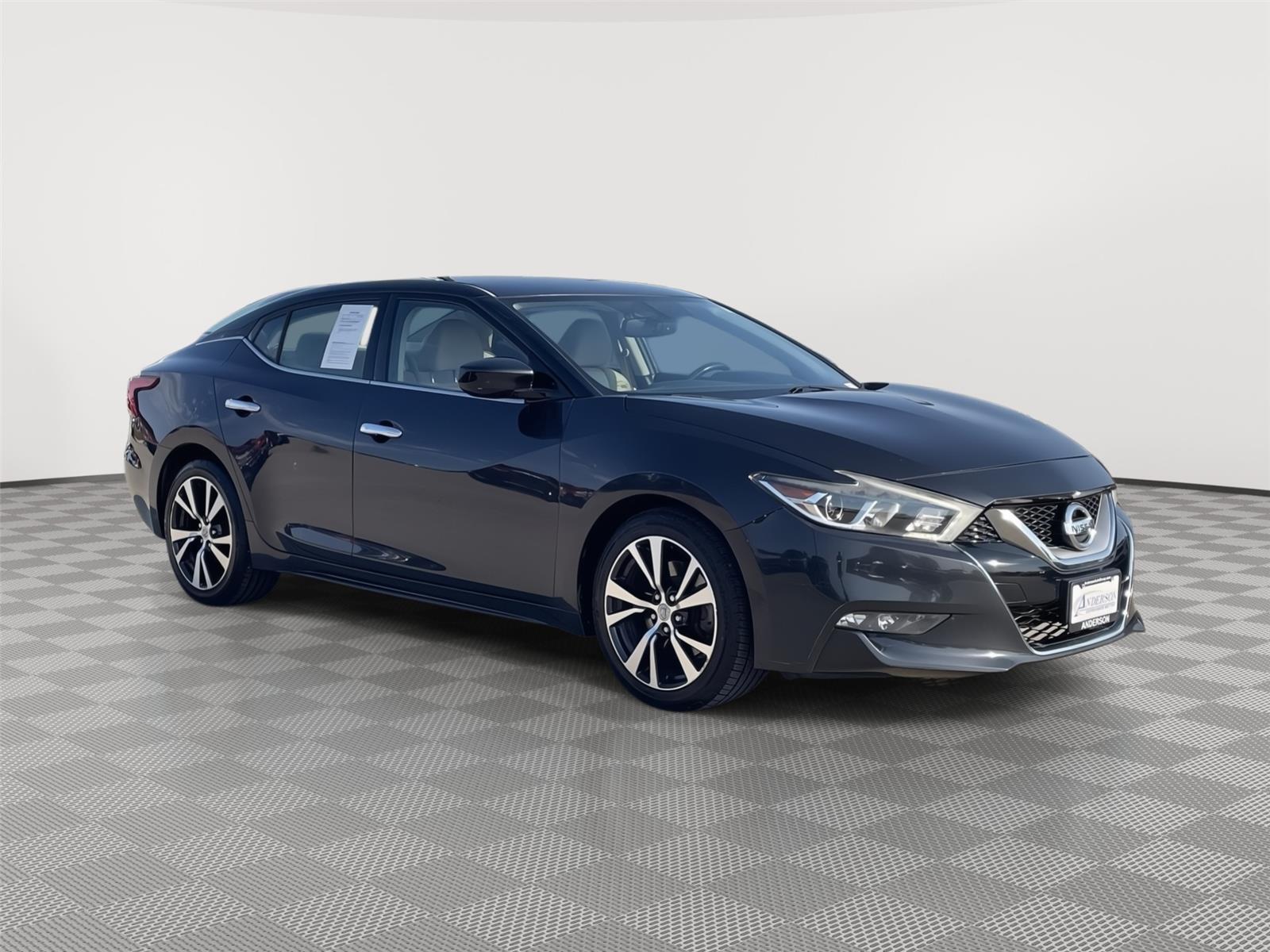 2016 Nissan Maxima S photo 5
