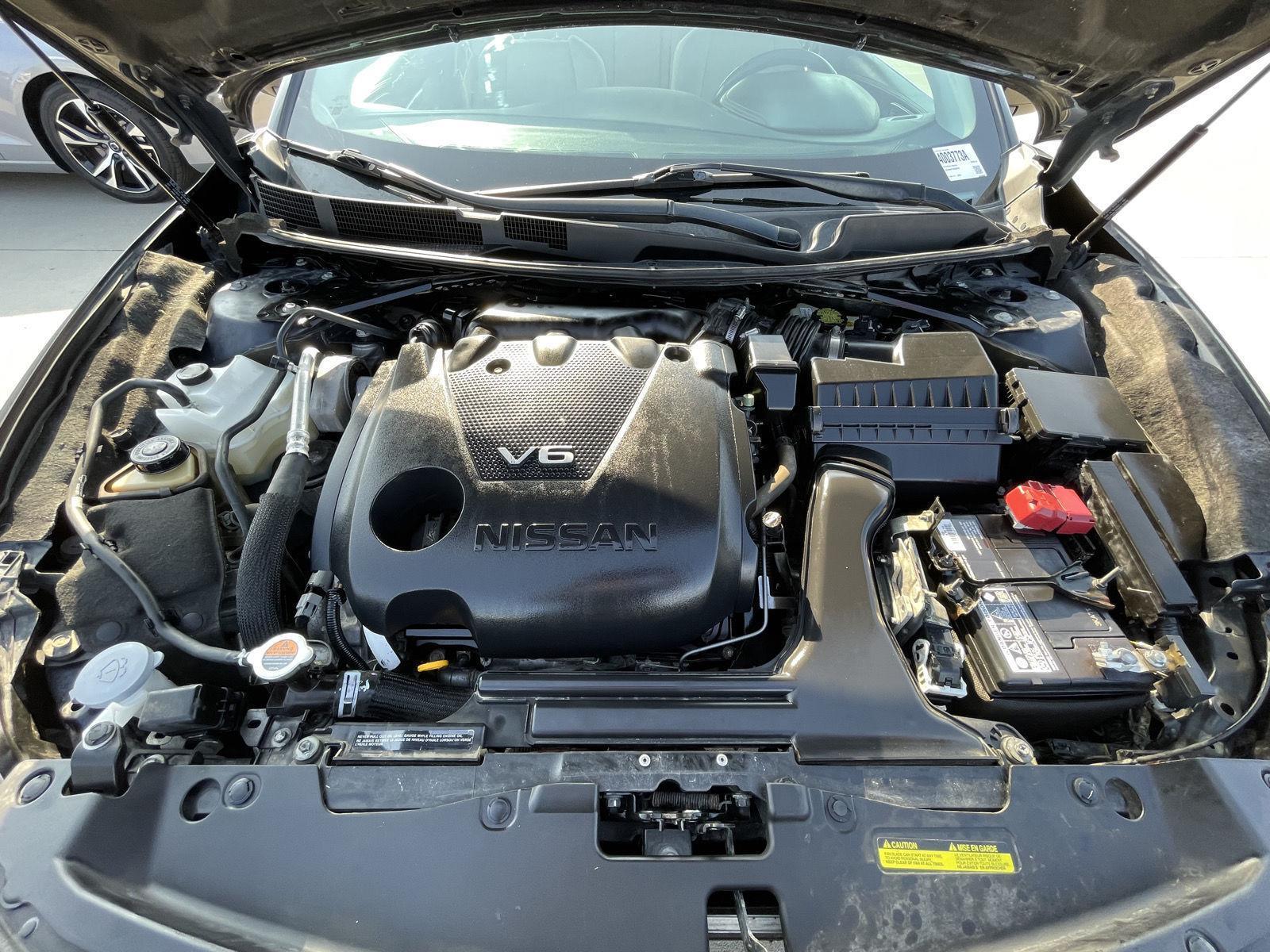 2016 Nissan Maxima S photo 28