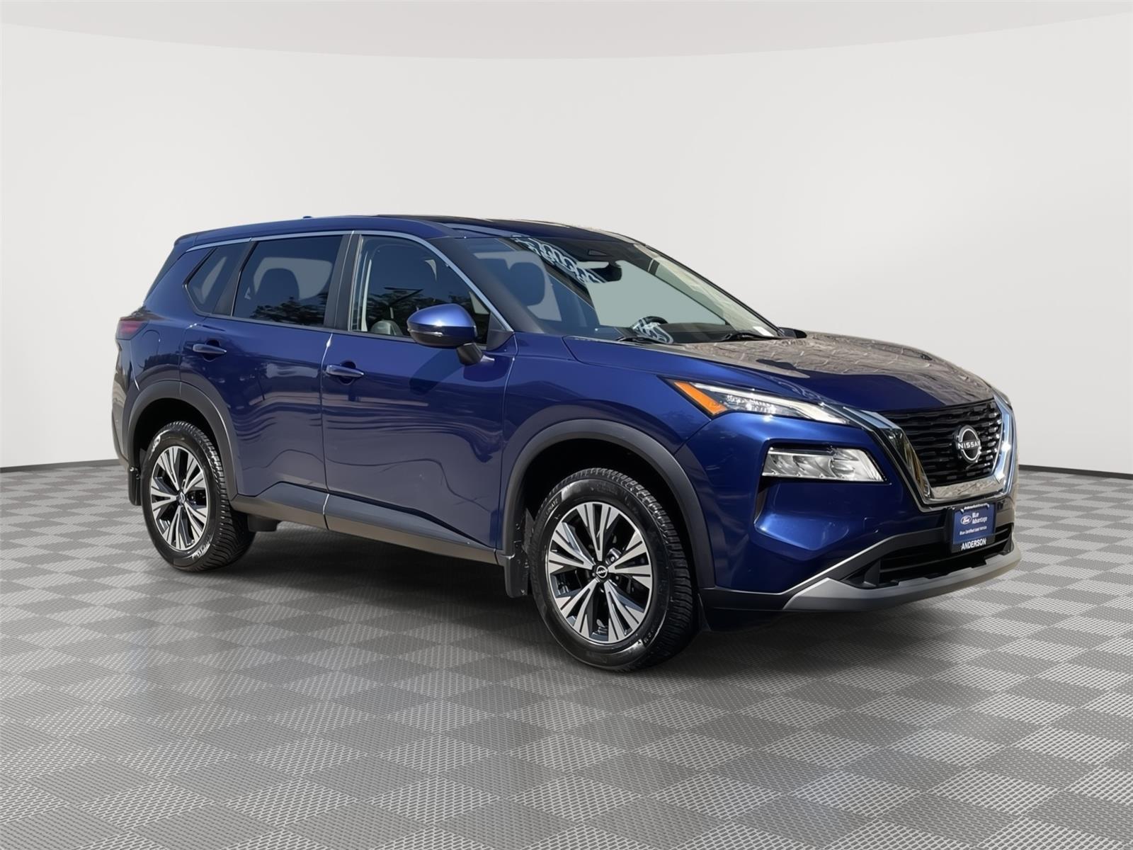Used 2022 Nissan Rogue SV SUV/Crossover for sale in Lincoln NE