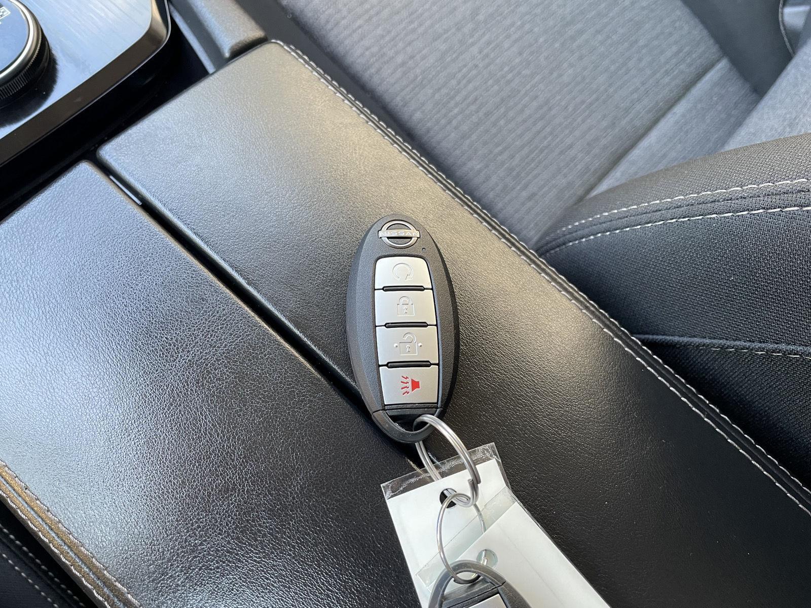 Used 2022 Nissan Rogue for sale in Lincoln NE