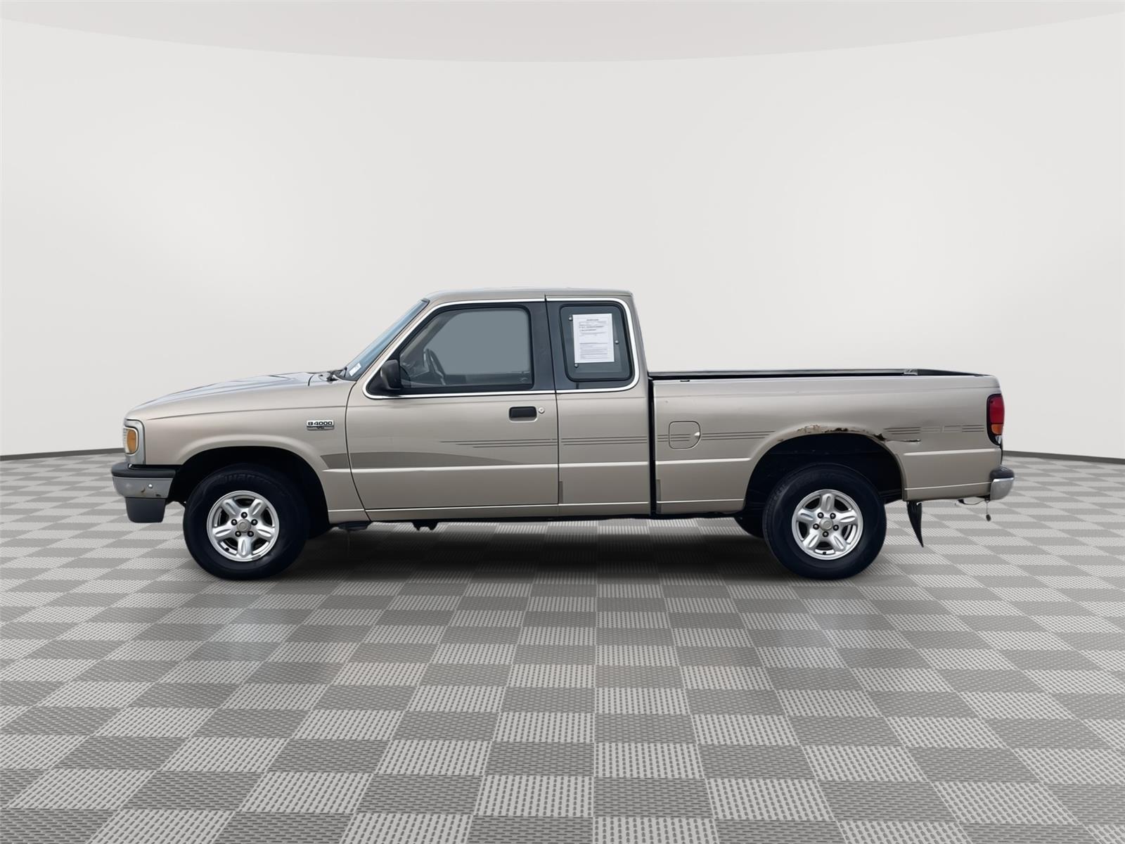 1997 Mazda B-Series SE photo 2