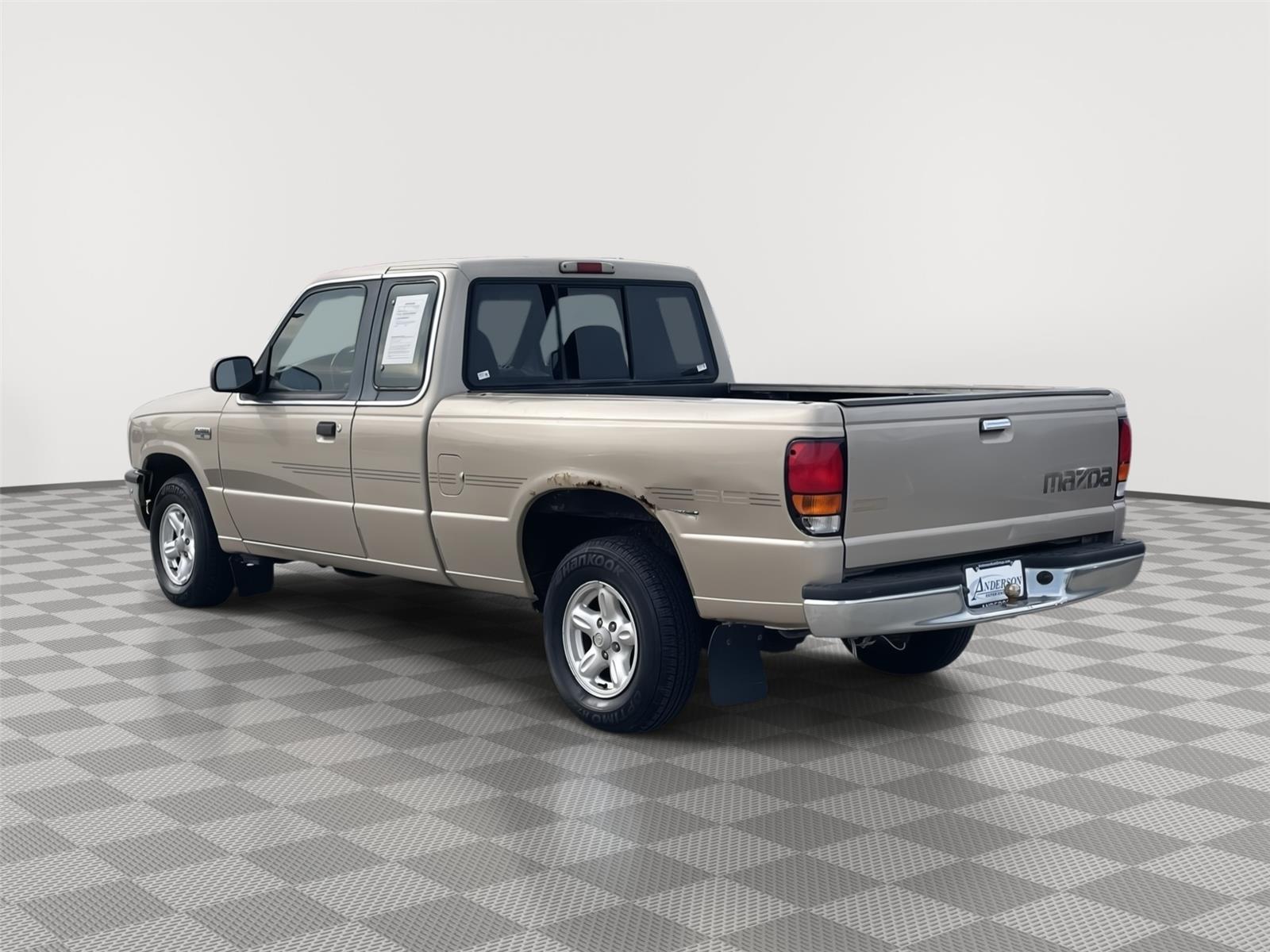 1997 Mazda B-Series SE photo 9