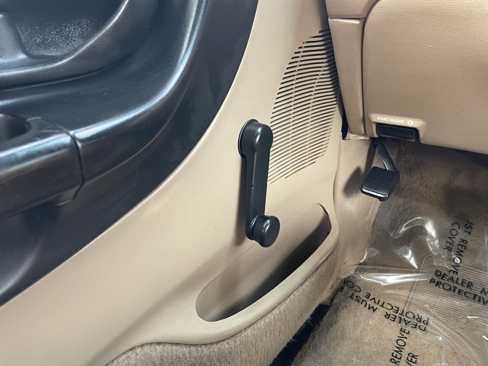 1997 Mazda B-Series SE photo 22