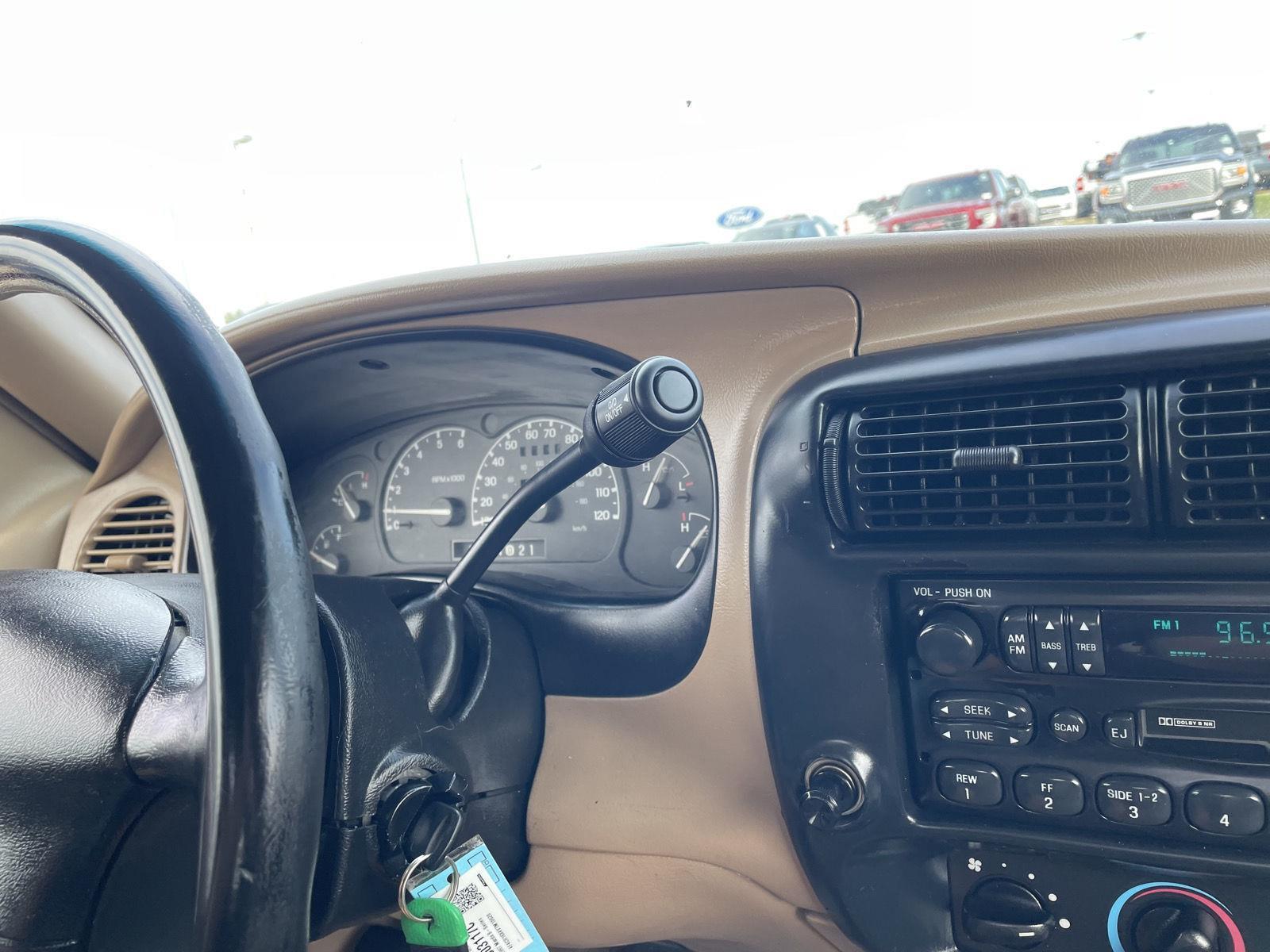1997 Mazda B-Series SE photo 23