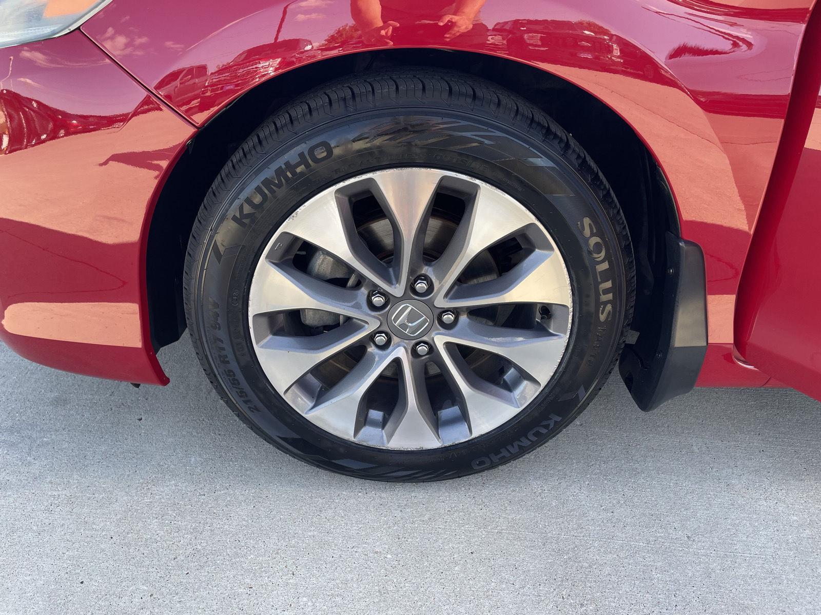 2015 Honda Accord EX photo 10