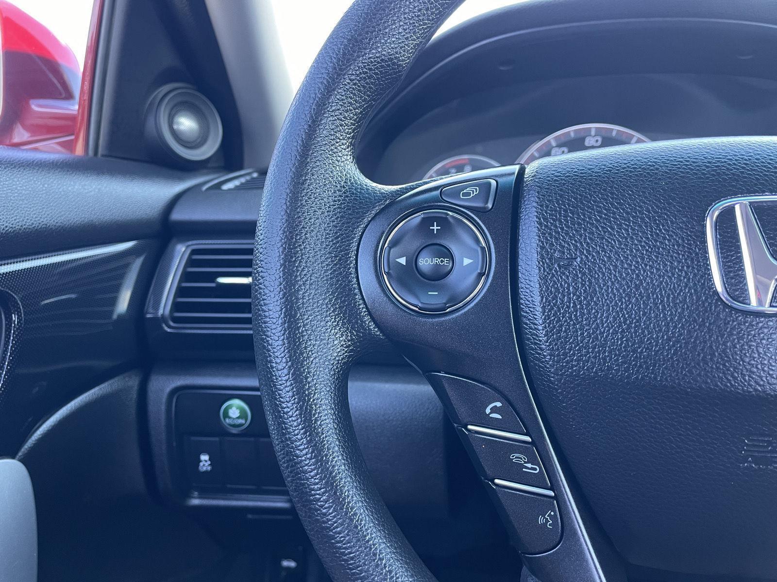 2015 Honda Accord EX photo 13