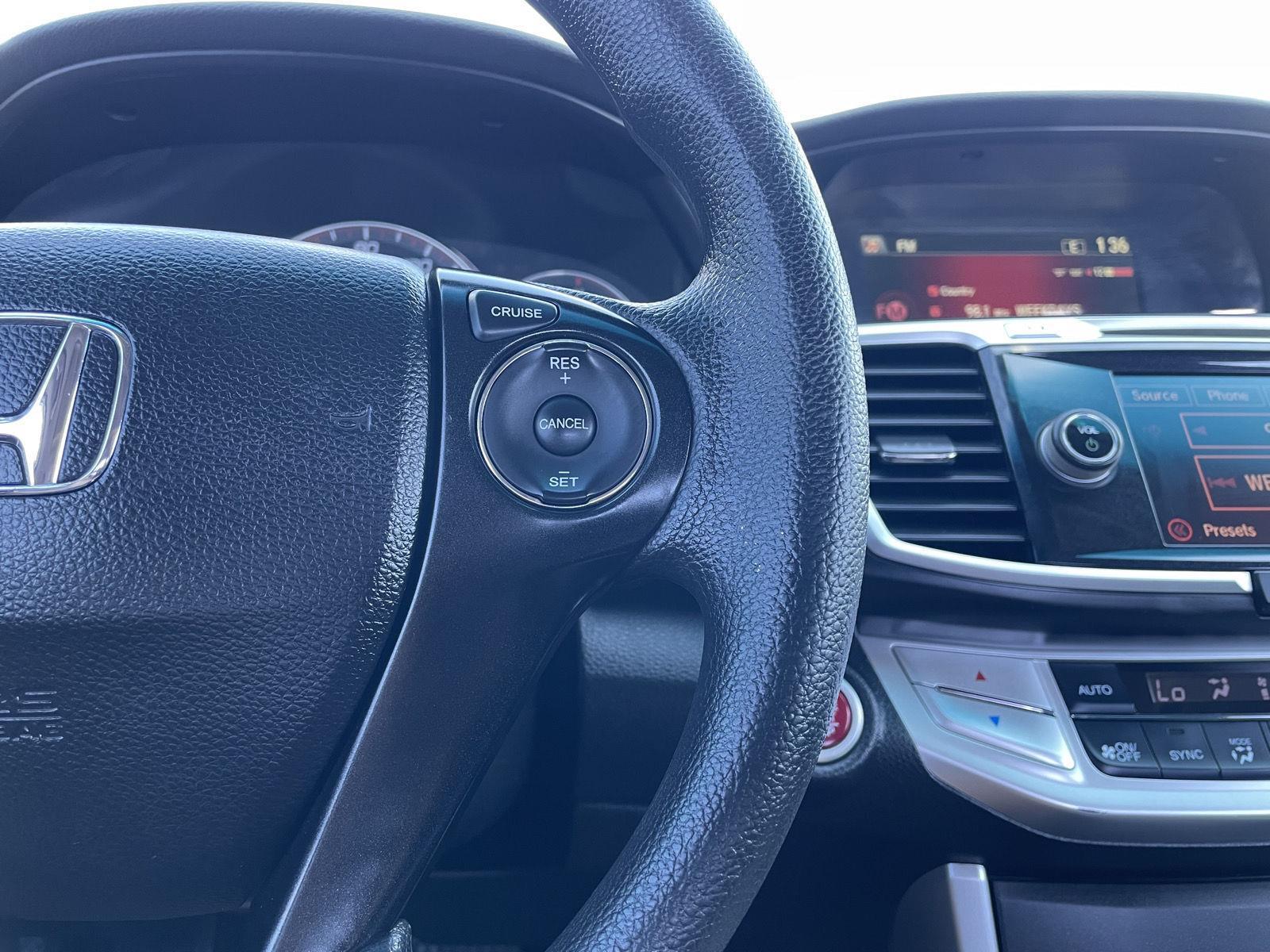 2015 Honda Accord EX photo 14