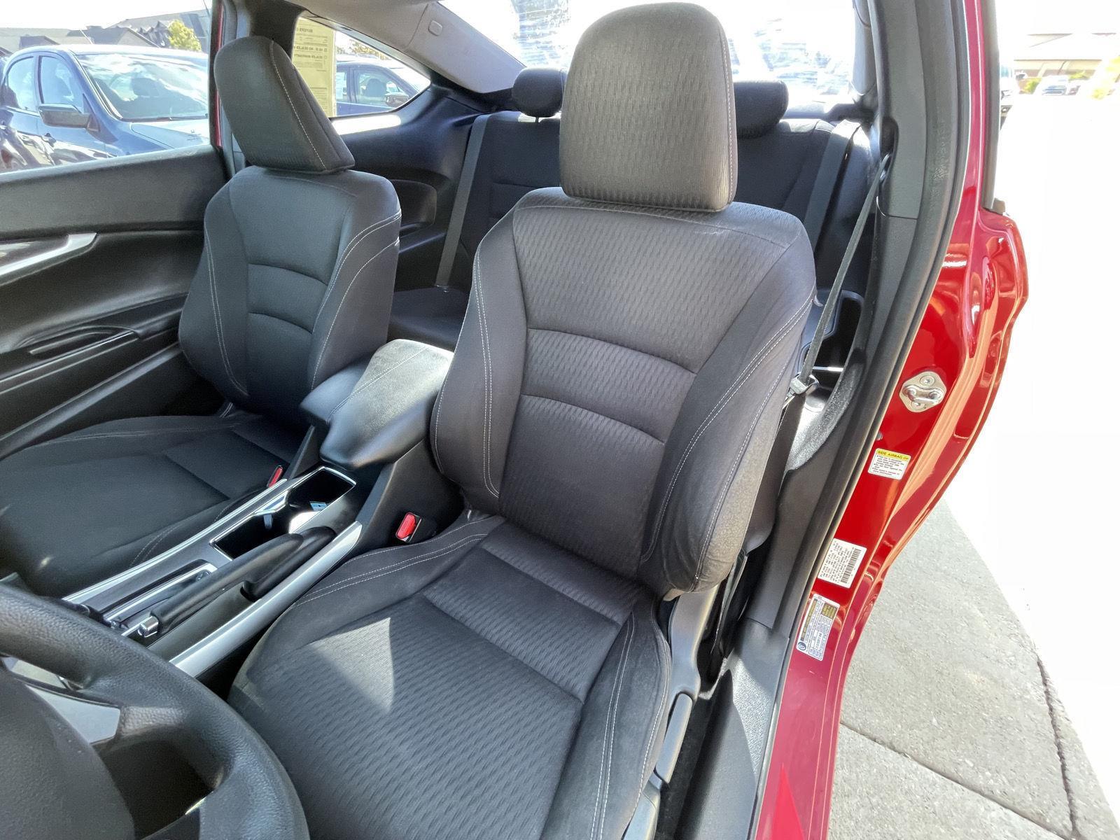 2015 Honda Accord EX photo 18
