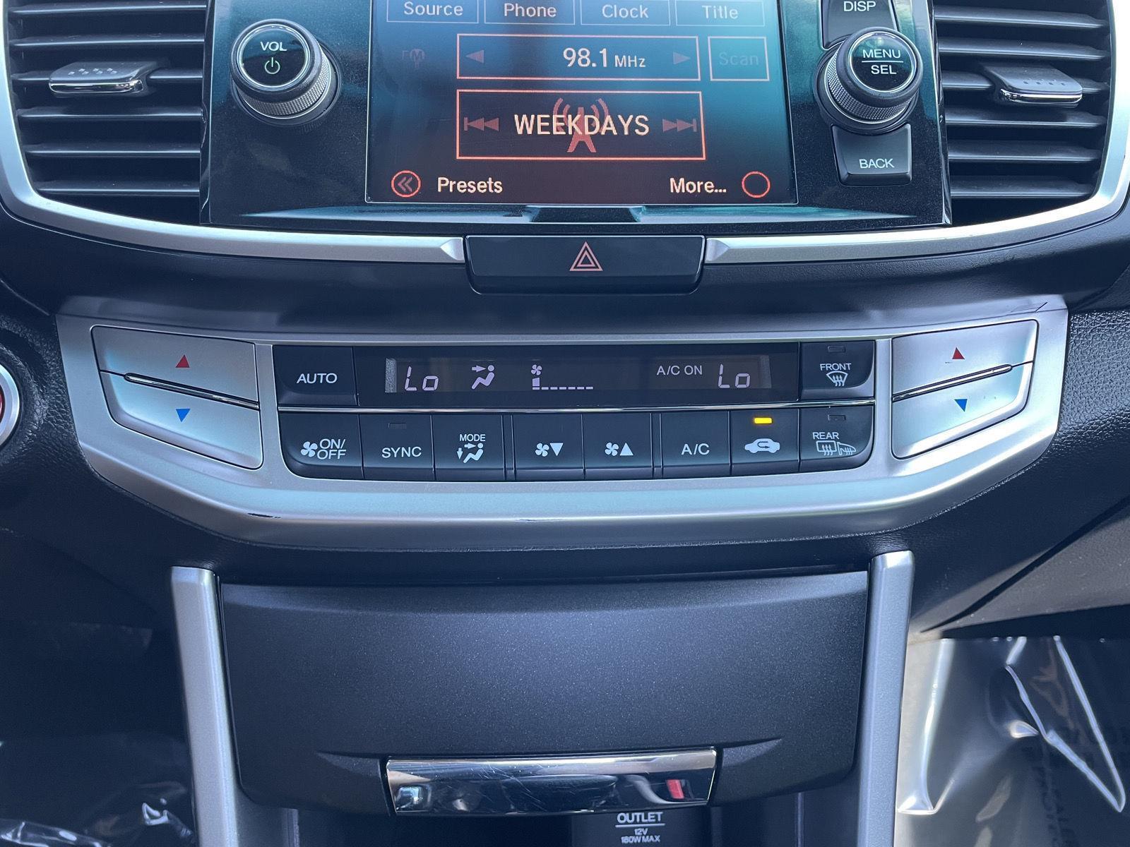 2015 Honda Accord EX photo 26