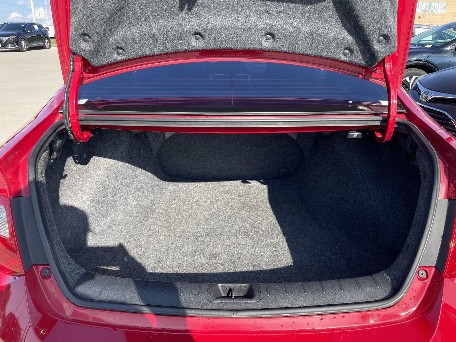 2015 Honda Accord EX photo 31