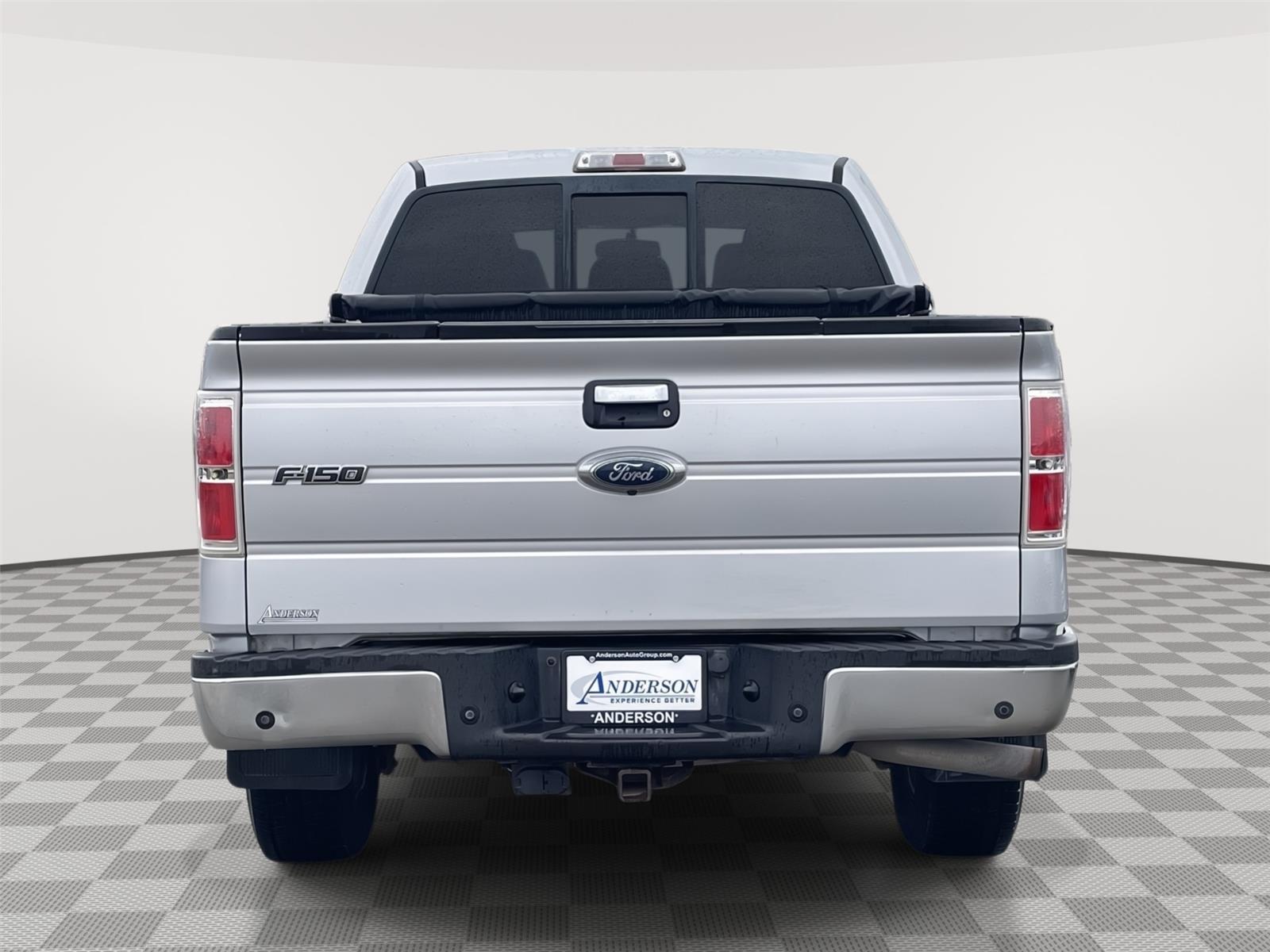 2011 Ford F-150 XLT photo 8