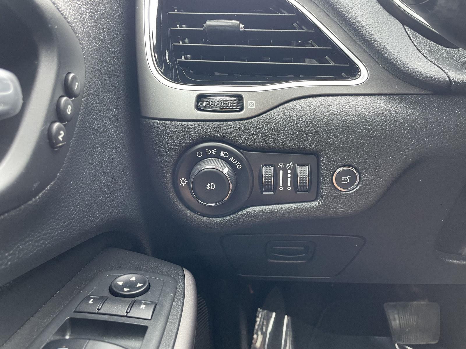 Used 2019 Jeep Cherokee Limited SUV/Crossover for sale in Lincoln NE