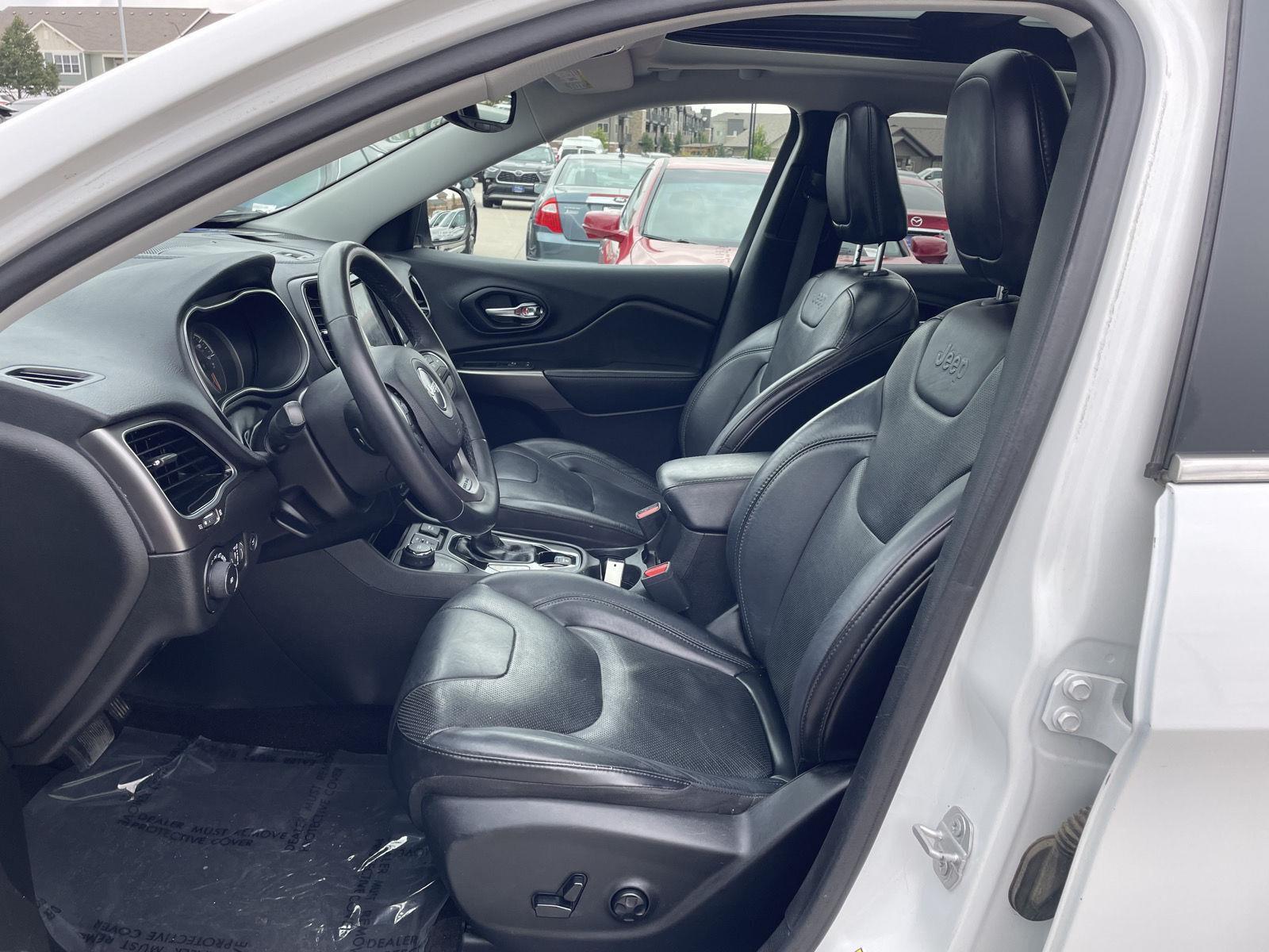 Used 2019 Jeep Cherokee Limited SUV/Crossover for sale in Lincoln NE