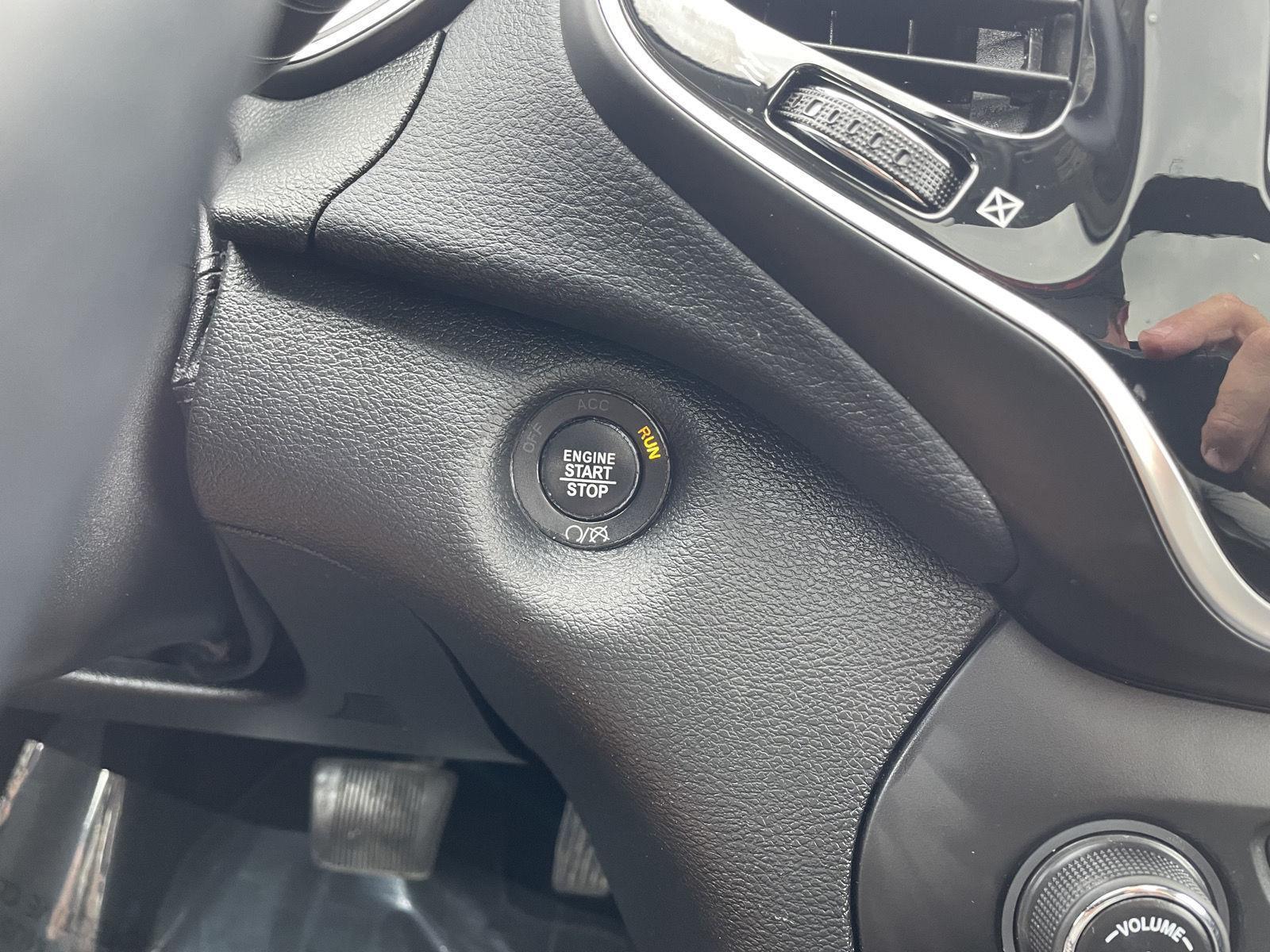 Used 2019 Jeep Cherokee Limited SUV/Crossover for sale in Lincoln NE