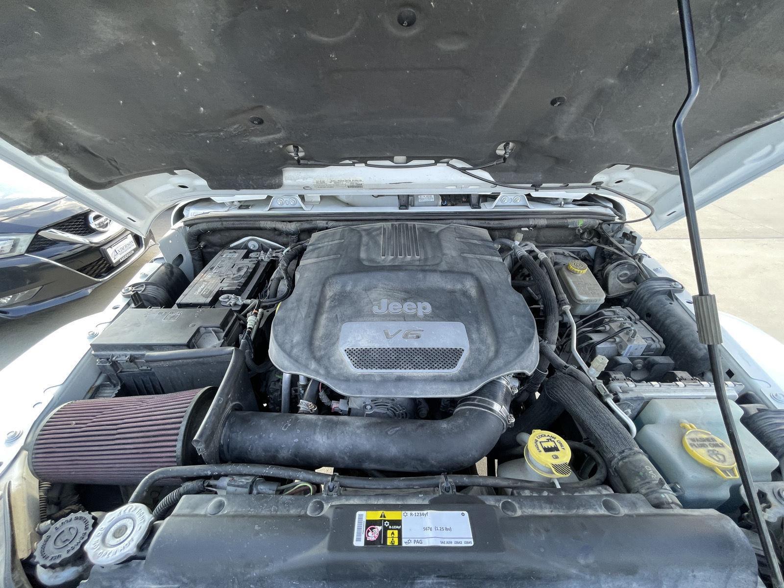 Pre-Owned 2015 Jeep Wrangler Unlimited for sale in Lincoln NE