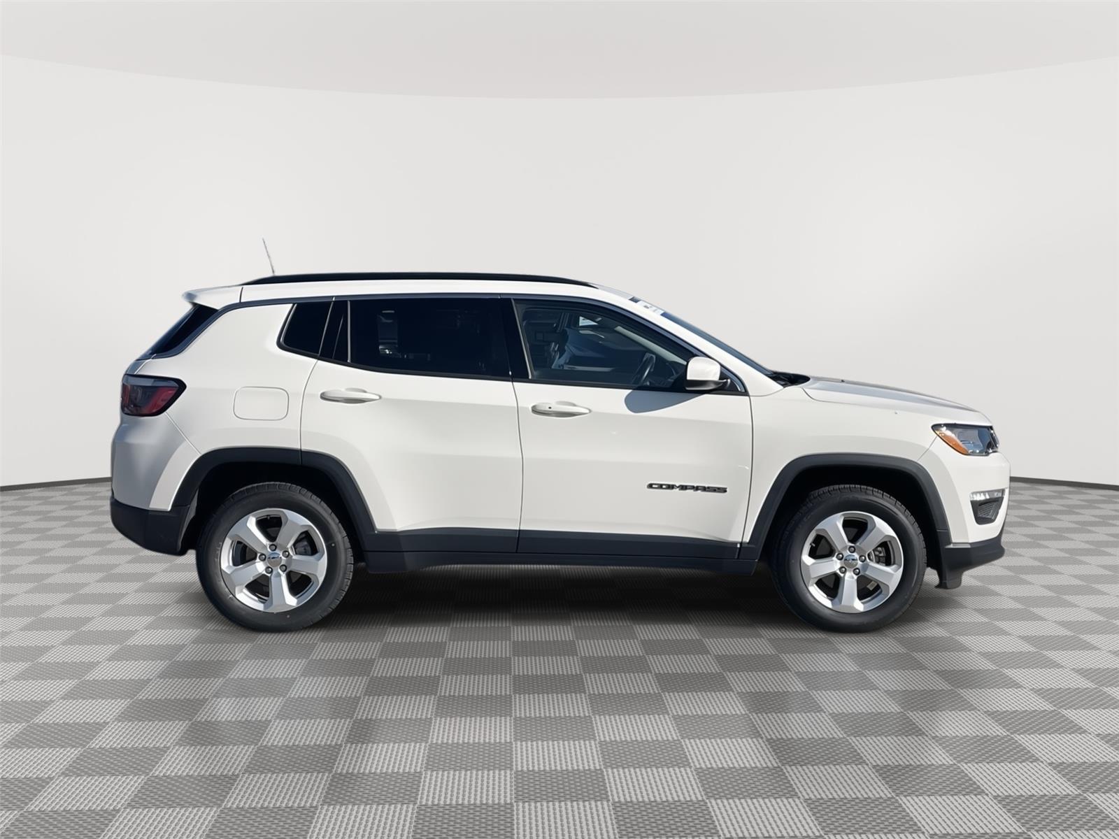 Used 2018 Jeep Compass for sale in Lincoln NE