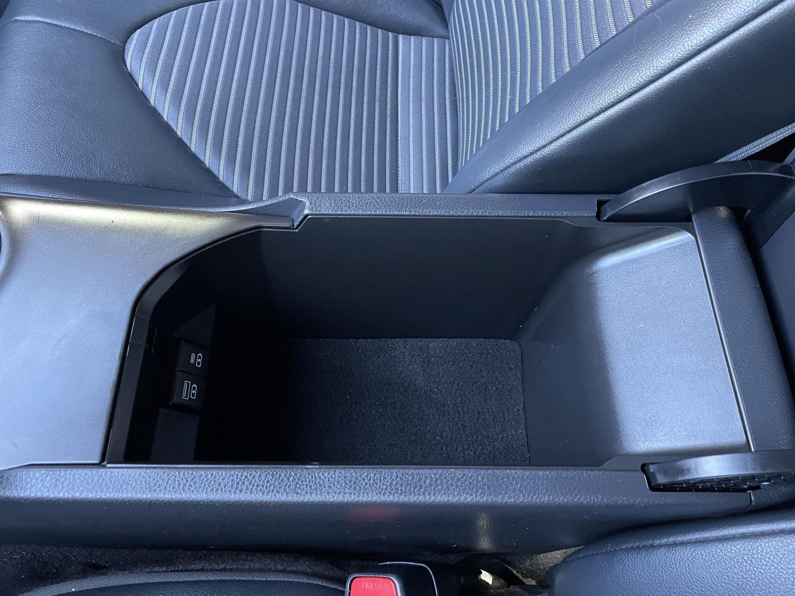 Used 2021 Toyota Camry for sale in Lincoln NE