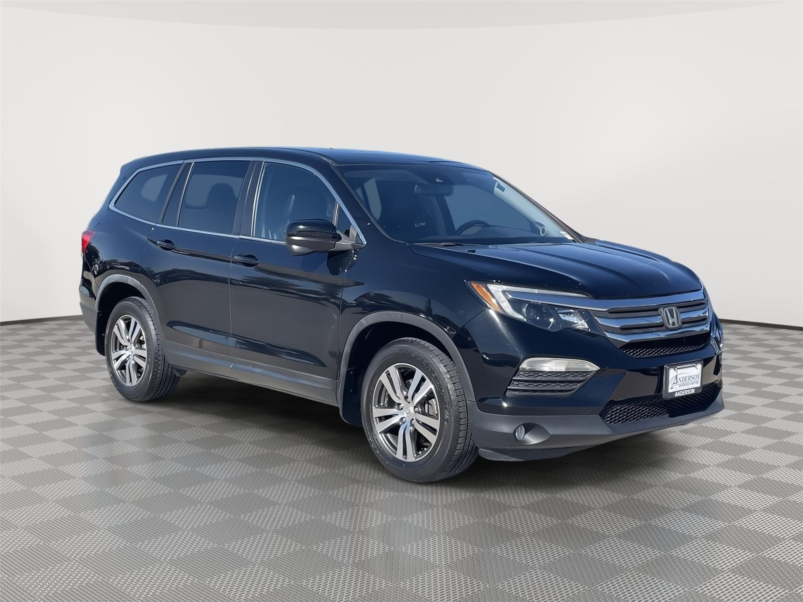 Used 2017 Honda Pilot for sale in Lincoln NE