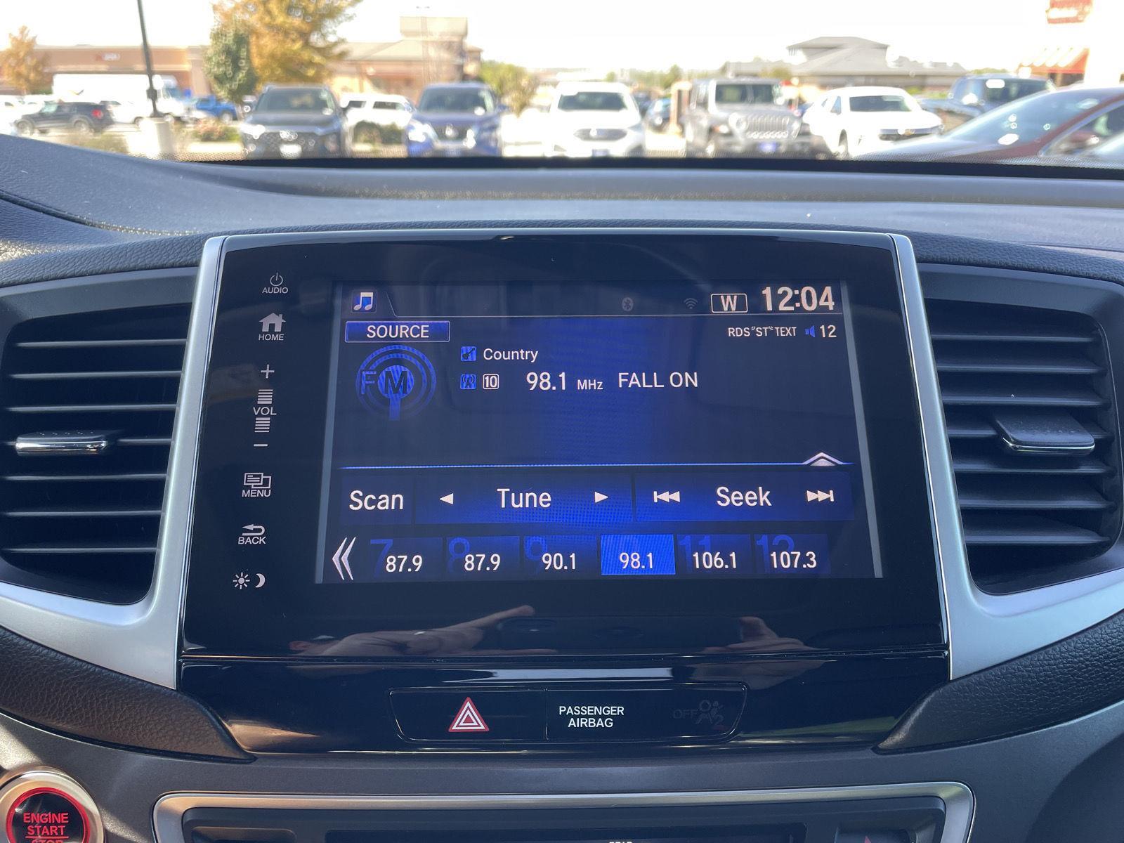 Used 2017 Honda Pilot for sale in Lincoln NE