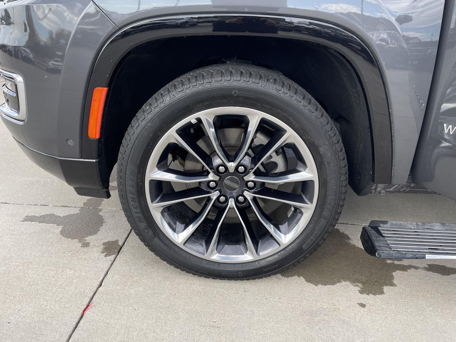 Used 2022 Jeep Wagoneer for sale in Lincoln NE