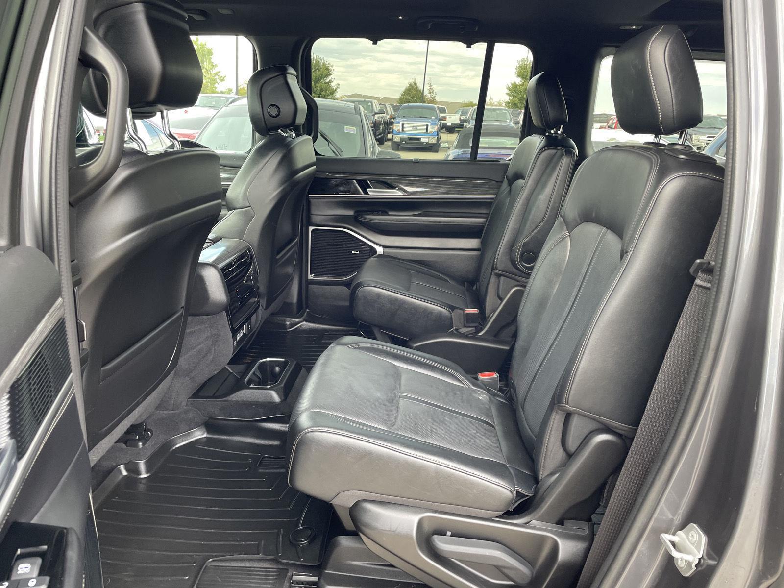 Used 2022 Jeep Wagoneer for sale in Lincoln NE