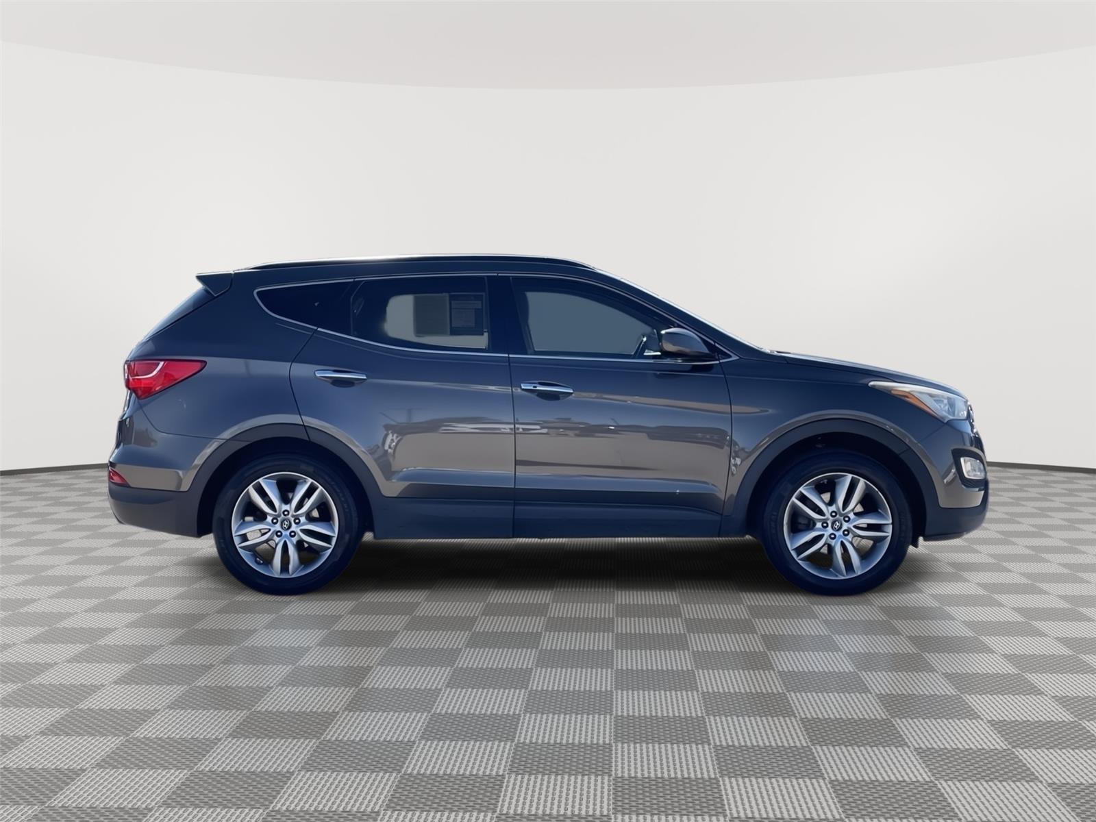 Used 2013 Hyundai Santa Fe for sale in Lincoln NE