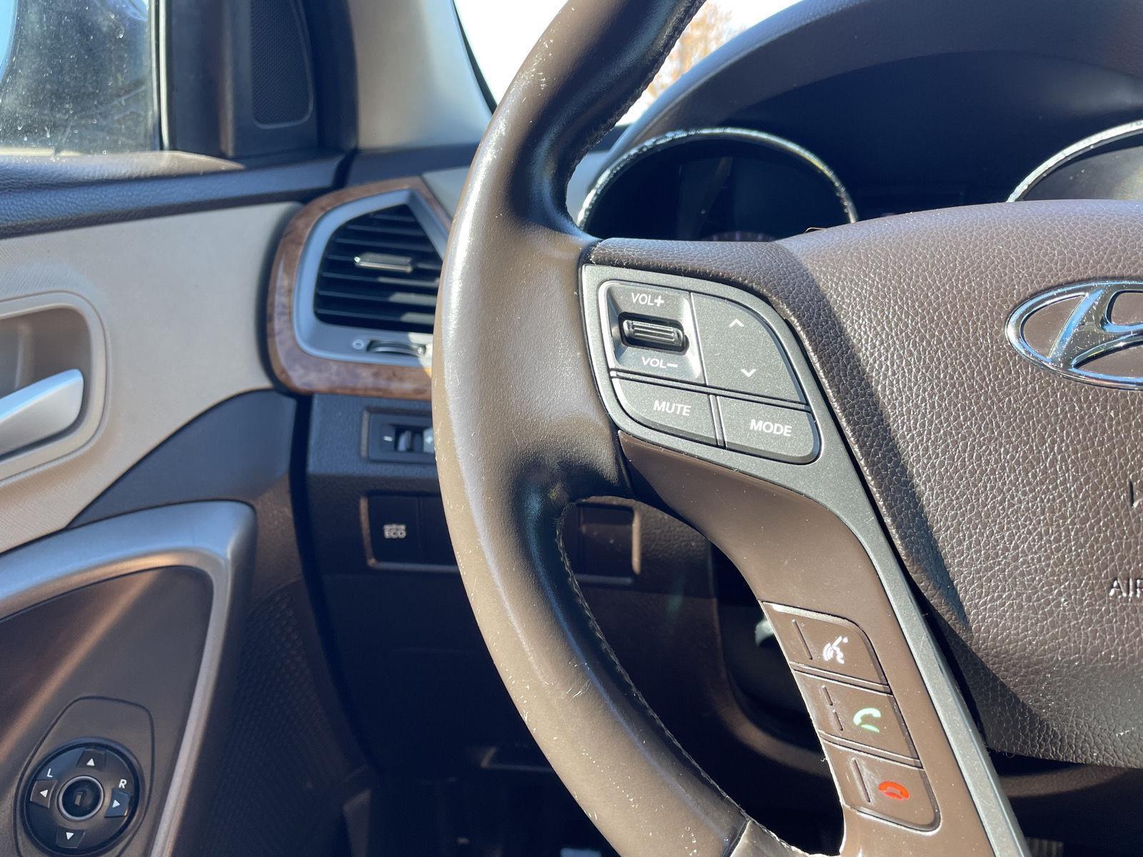 Used 2013 Hyundai Santa Fe for sale in Lincoln NE