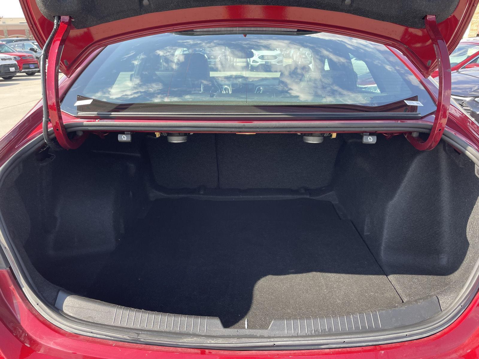 Used 2018 Chevrolet Malibu for sale in Lincoln NE