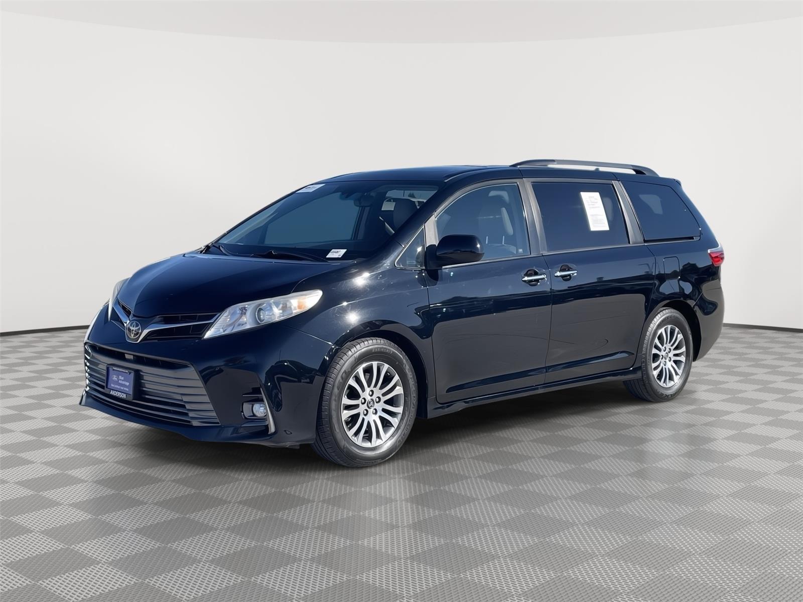 Pre-Owned 2020 Toyota Sienna for sale in Lincoln NE