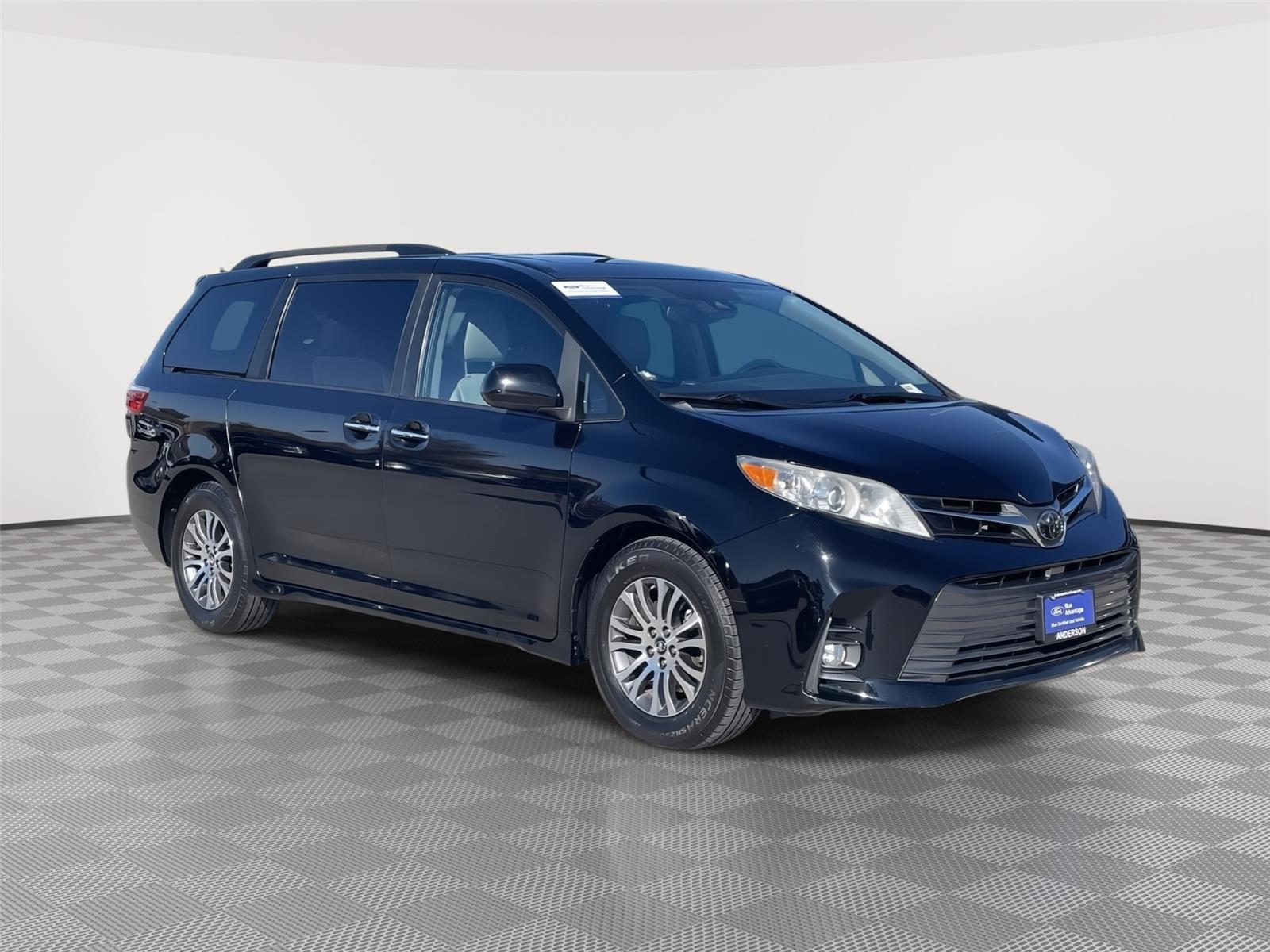Used 2020 Toyota Sienna for sale in Lincoln NE