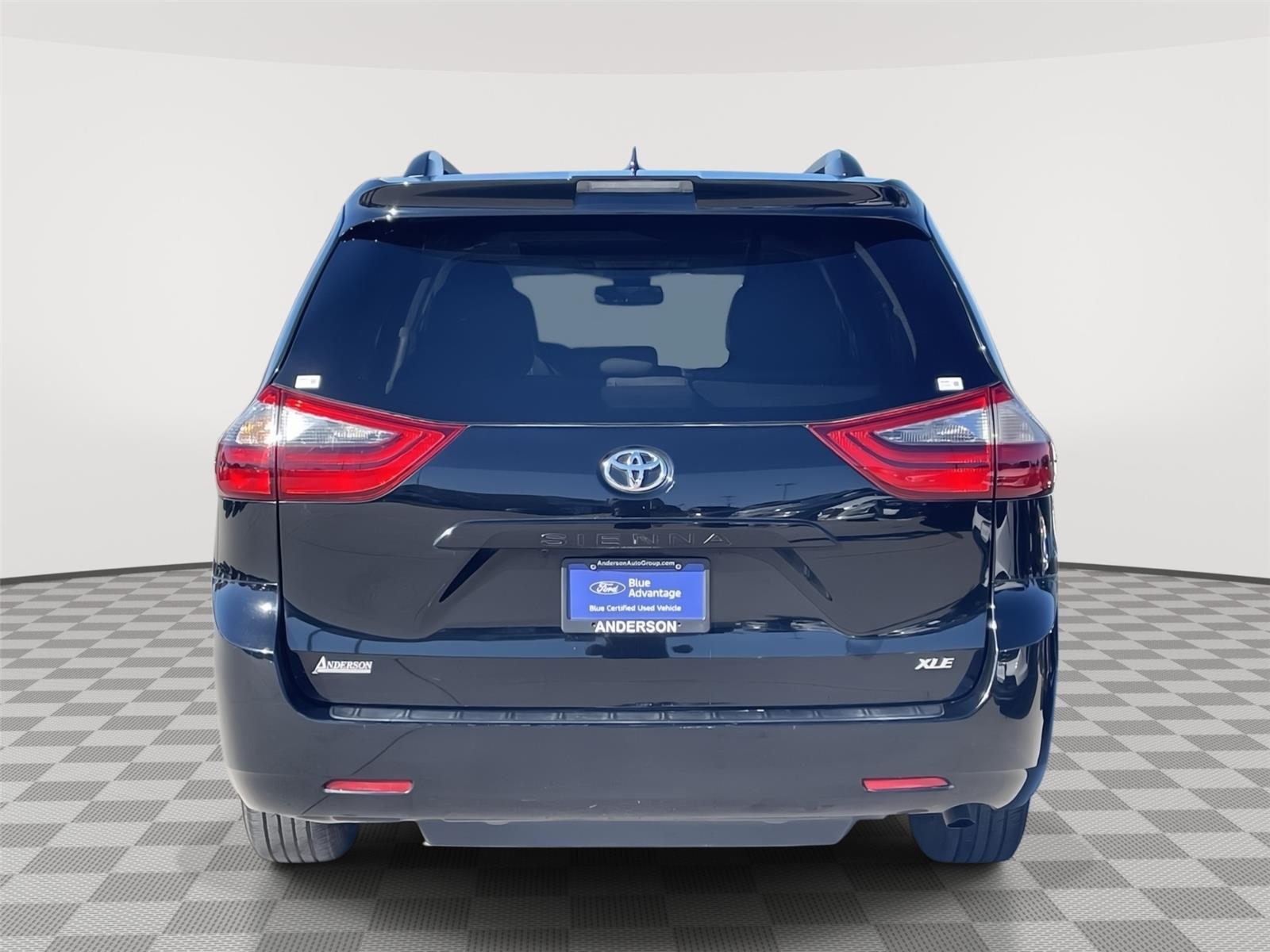 Used 2020 Toyota Sienna for sale in Lincoln NE