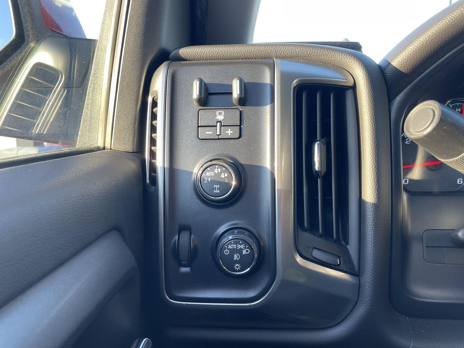 Used 2015 Chevrolet Silverado 1500 LT Crew Cab Truck for sale in Lincoln NE