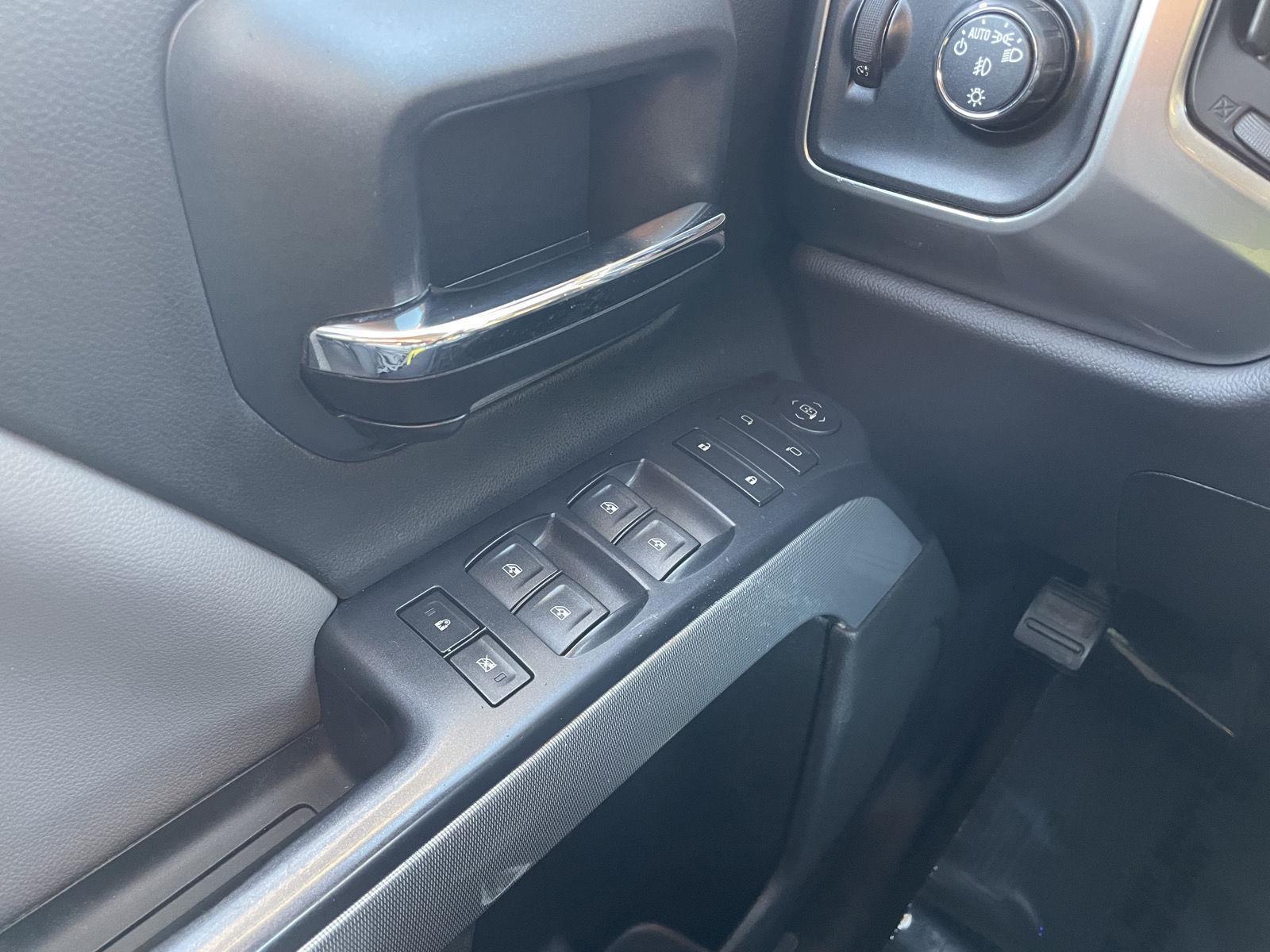 Used 2015 Chevrolet Silverado 1500 LT Crew Cab Truck for sale in Lincoln NE