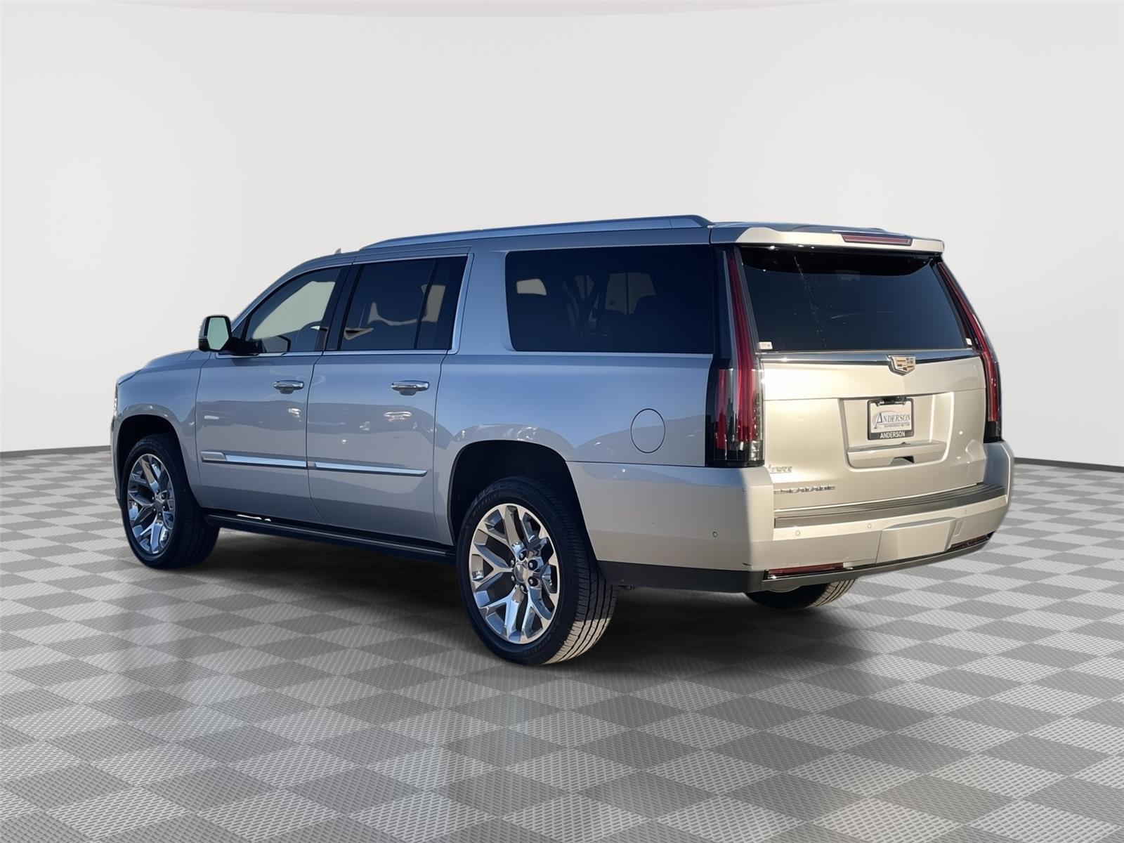 Used 2020 Cadillac Escalade ESV for sale in Lincoln NE