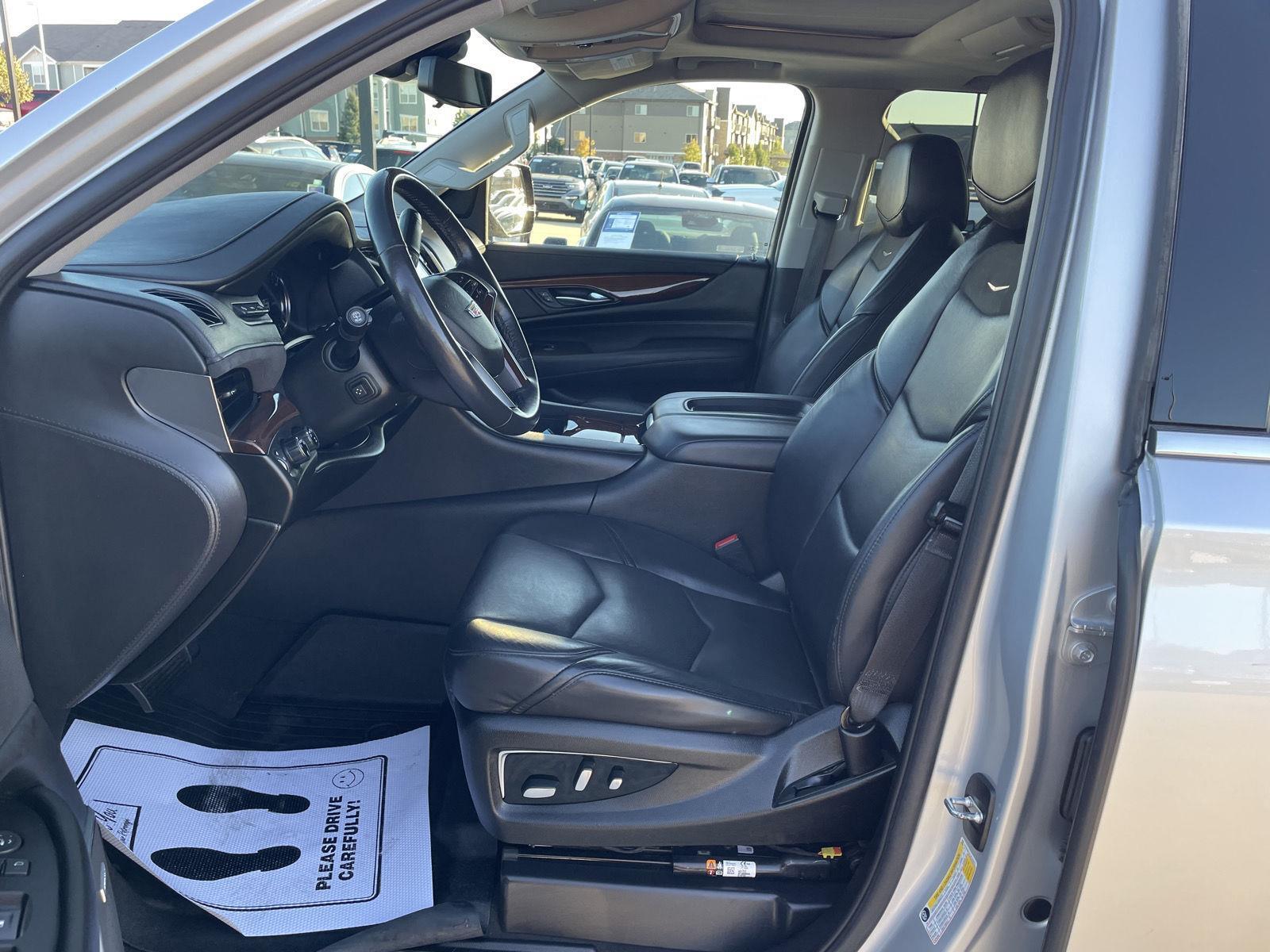 Used 2020 Cadillac Escalade ESV for sale in Lincoln NE