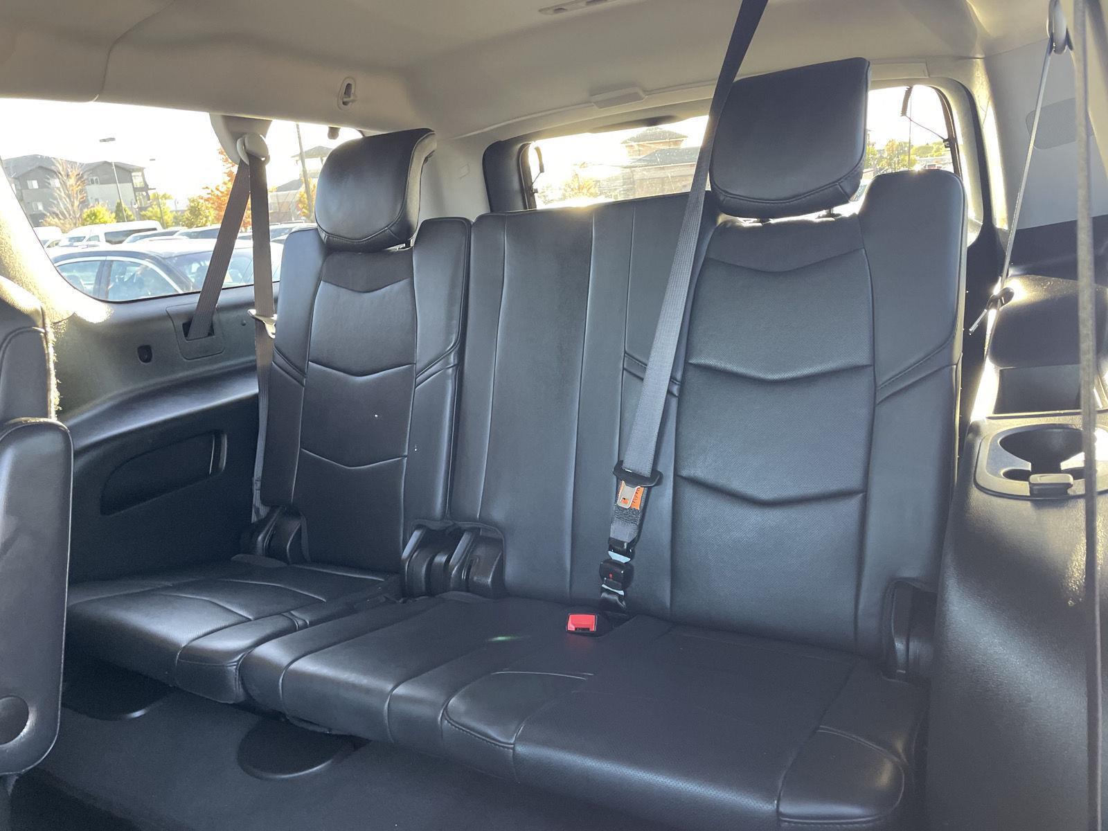 Used 2020 Cadillac Escalade ESV for sale in Lincoln NE