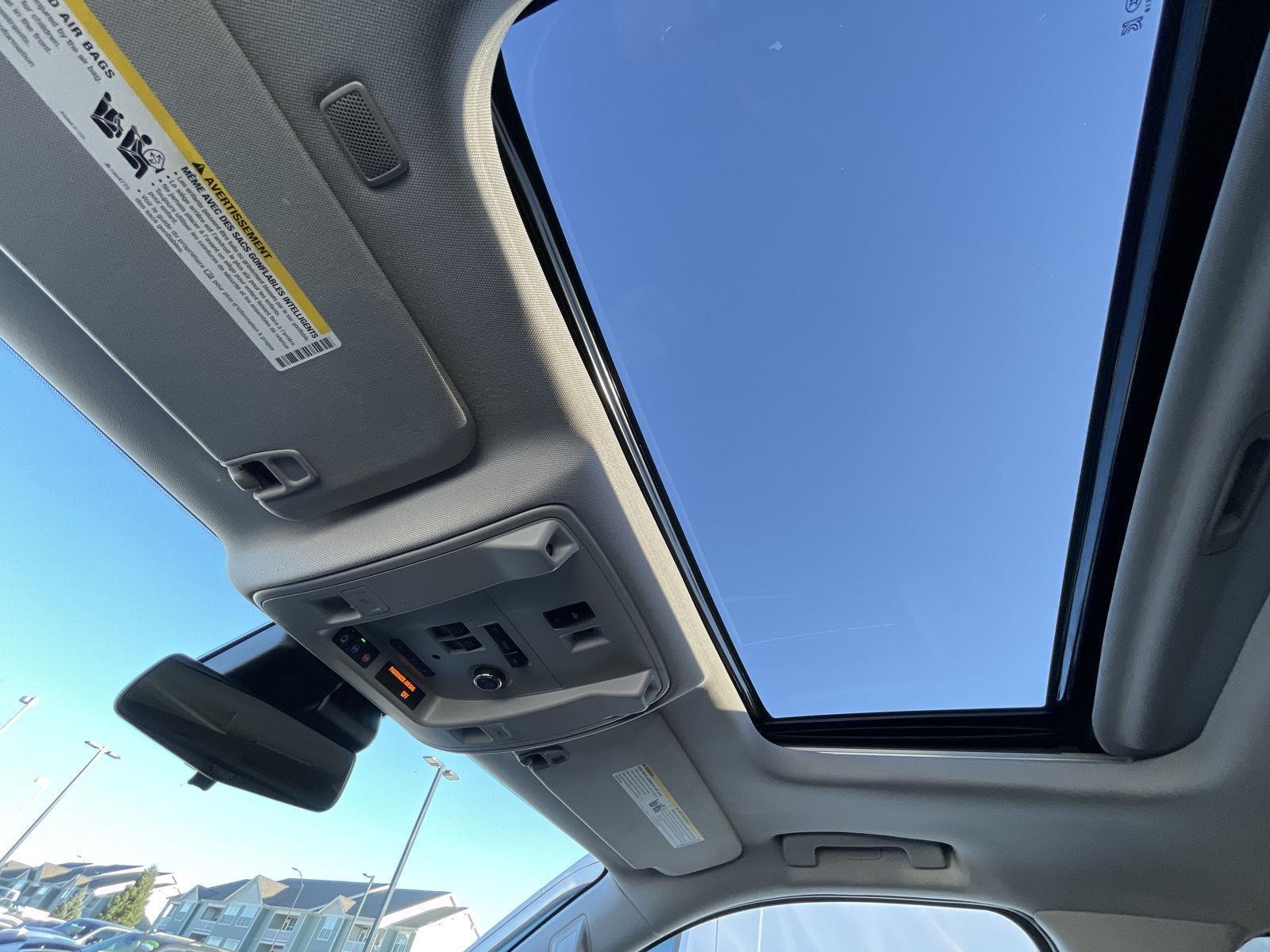 Used 2020 Cadillac Escalade ESV for sale in Lincoln NE