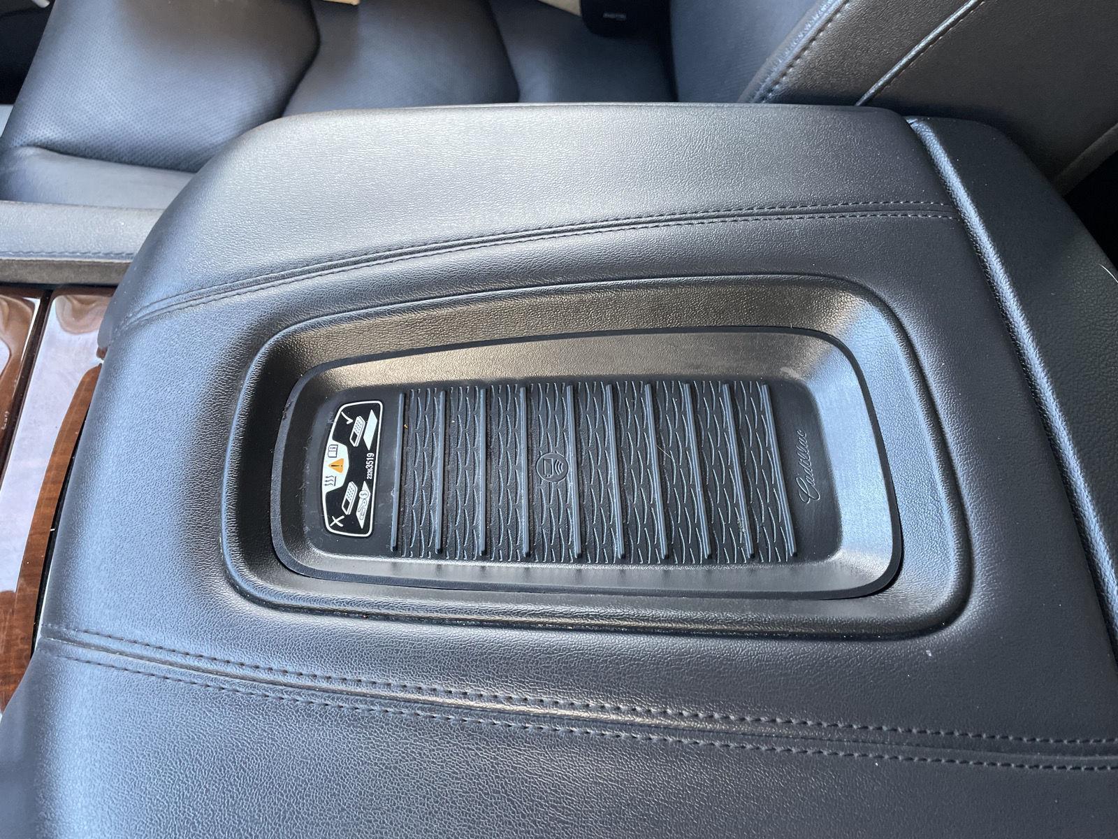 Used 2020 Cadillac Escalade ESV for sale in Lincoln NE