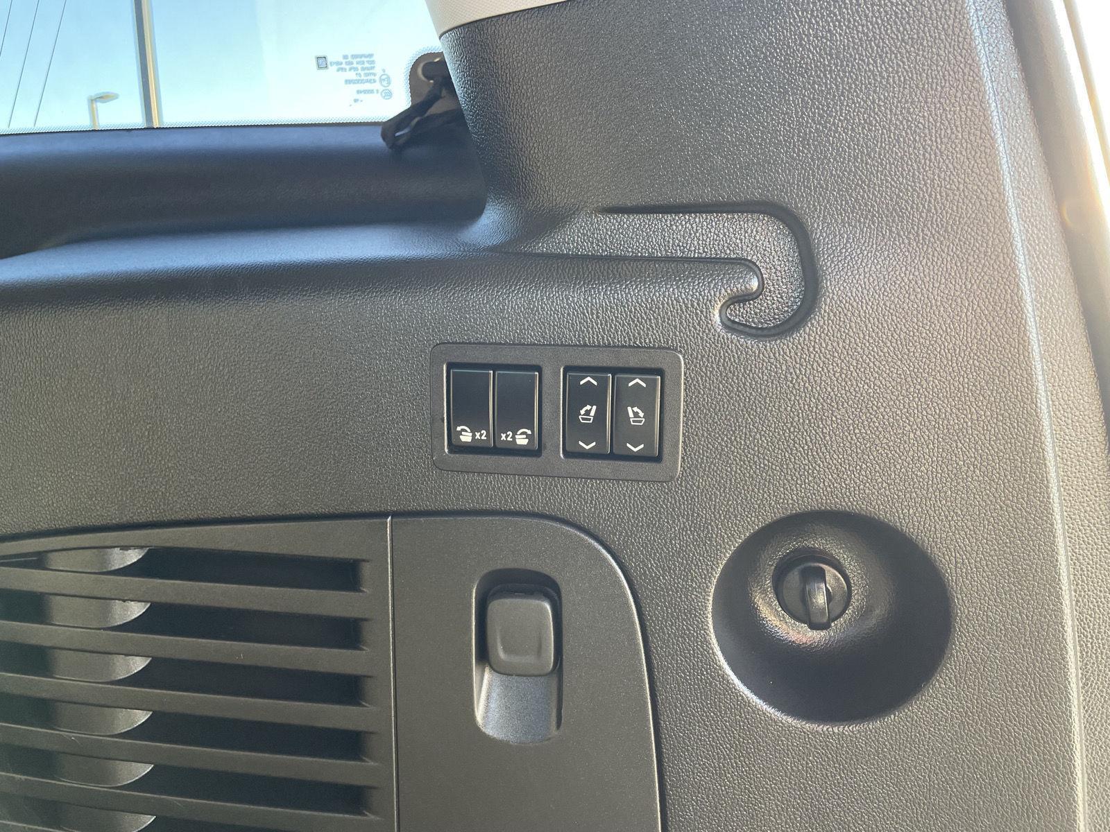 Used 2020 Cadillac Escalade ESV for sale in Lincoln NE